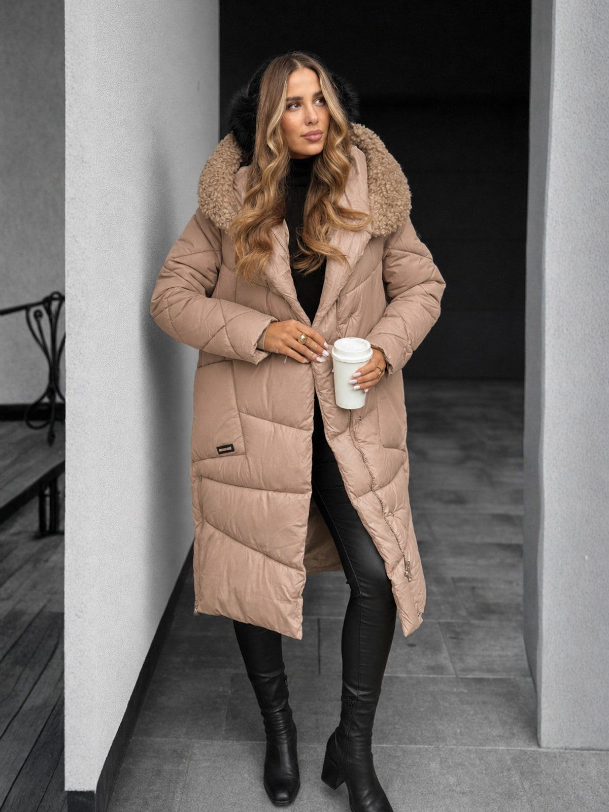 Warm Quilted Hooded Coat With Below Hip Length - 2