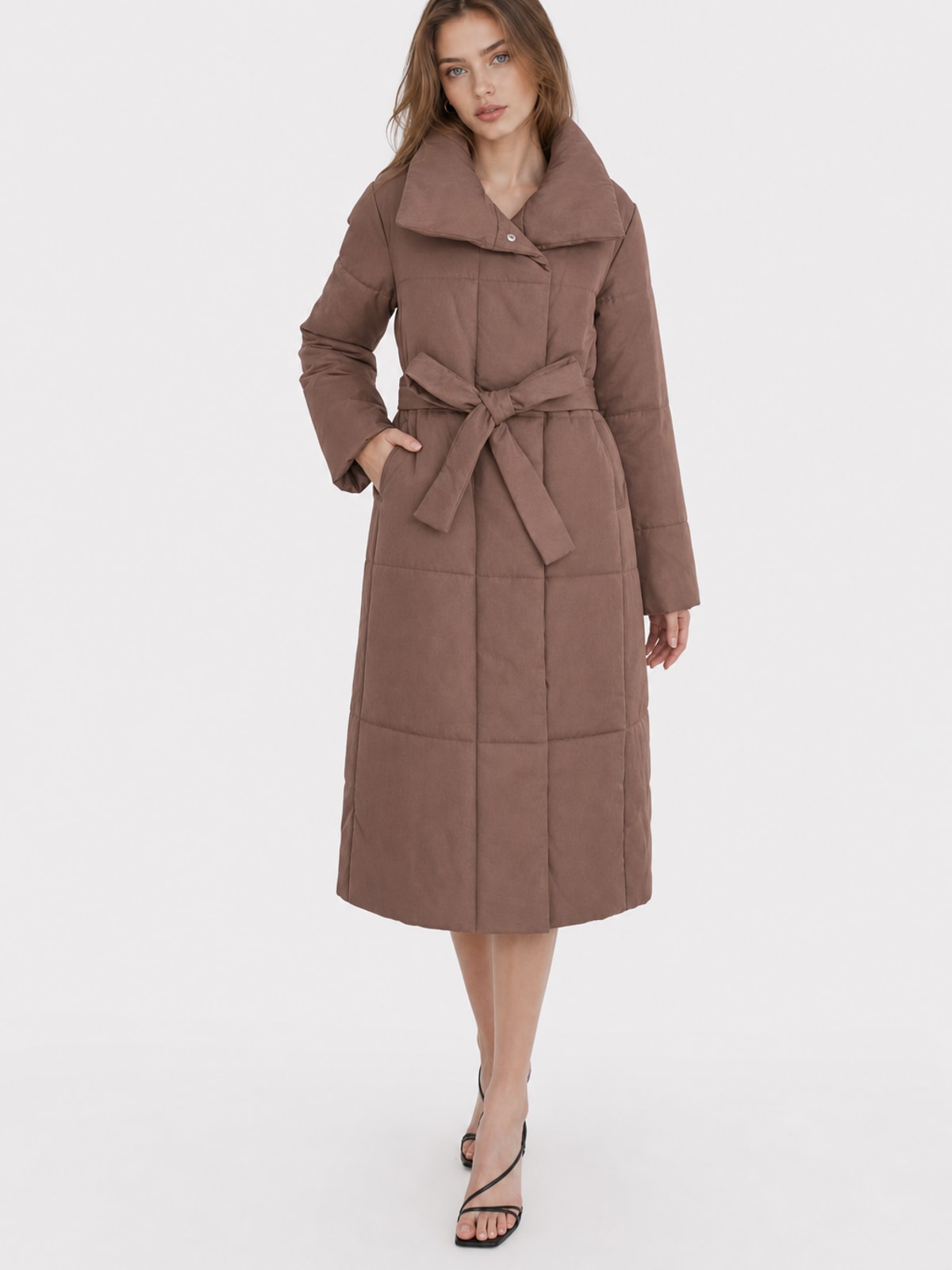 Warm Quilted Cotton Blend Long Coat With Belted Collar - 4