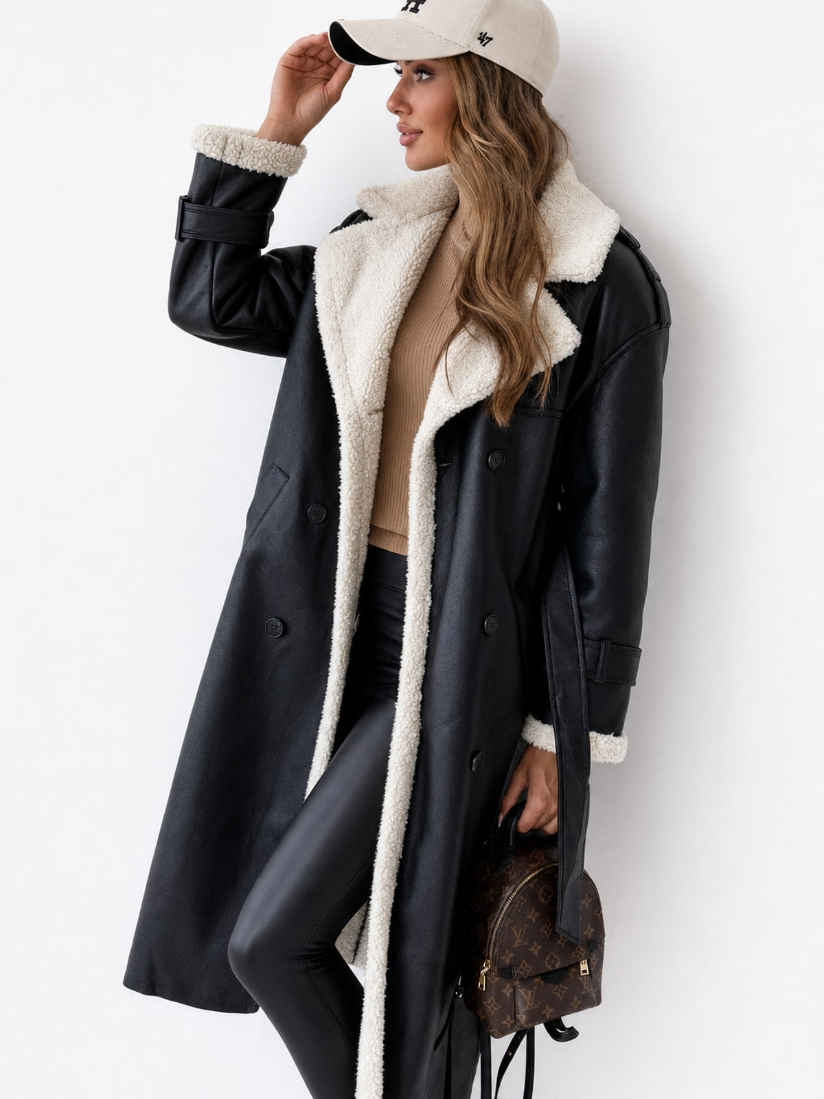 Women's A-Line Warm Coat With Lining & Pockets - 2