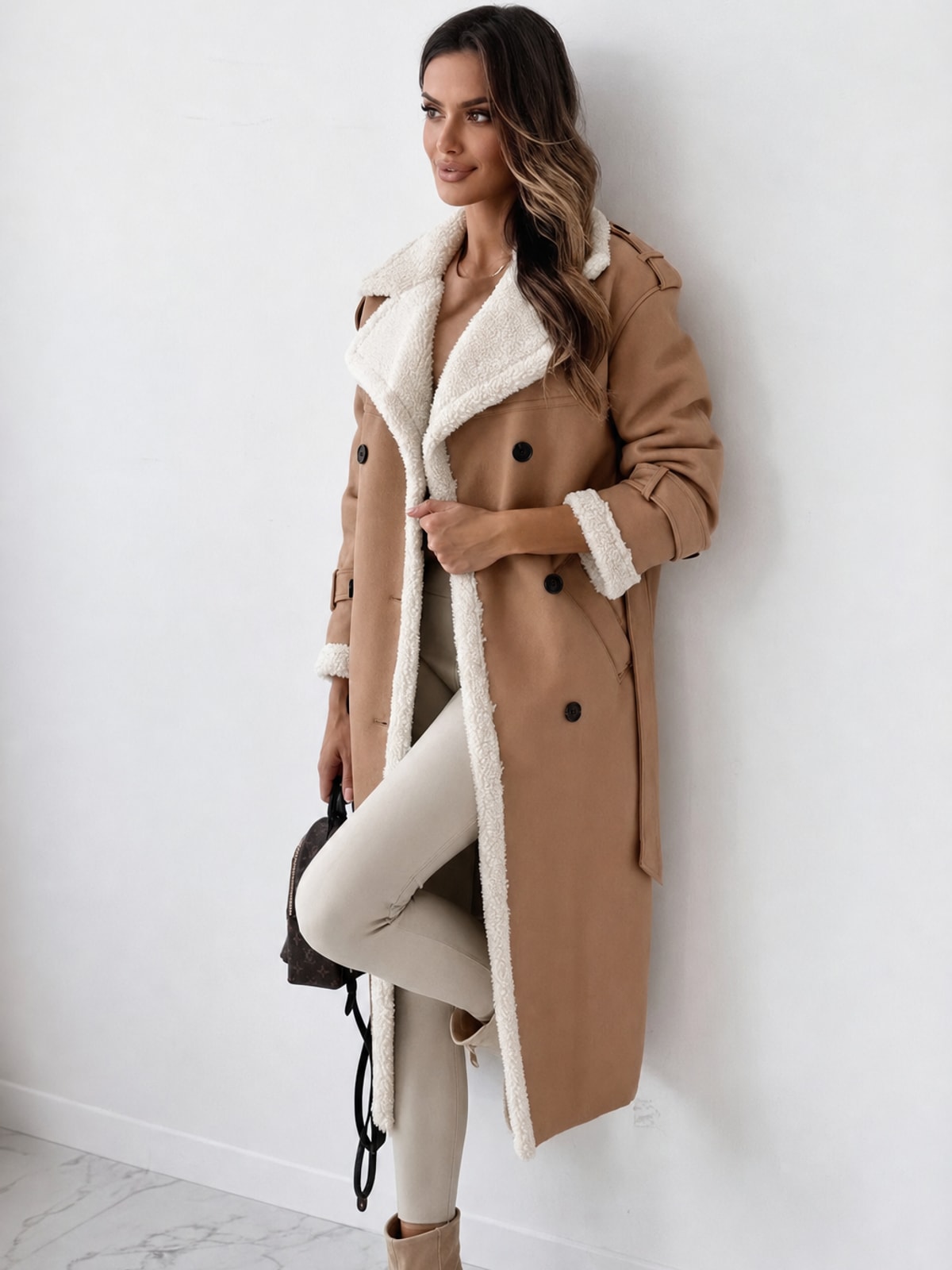 Women's A-Line Warm Coat With Lining & Pockets - 5