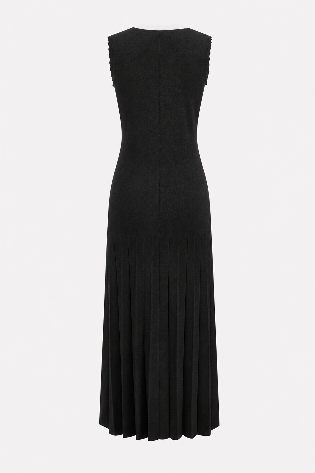 Scalloped Hem Pleated Knit Maxi Dress - view 6