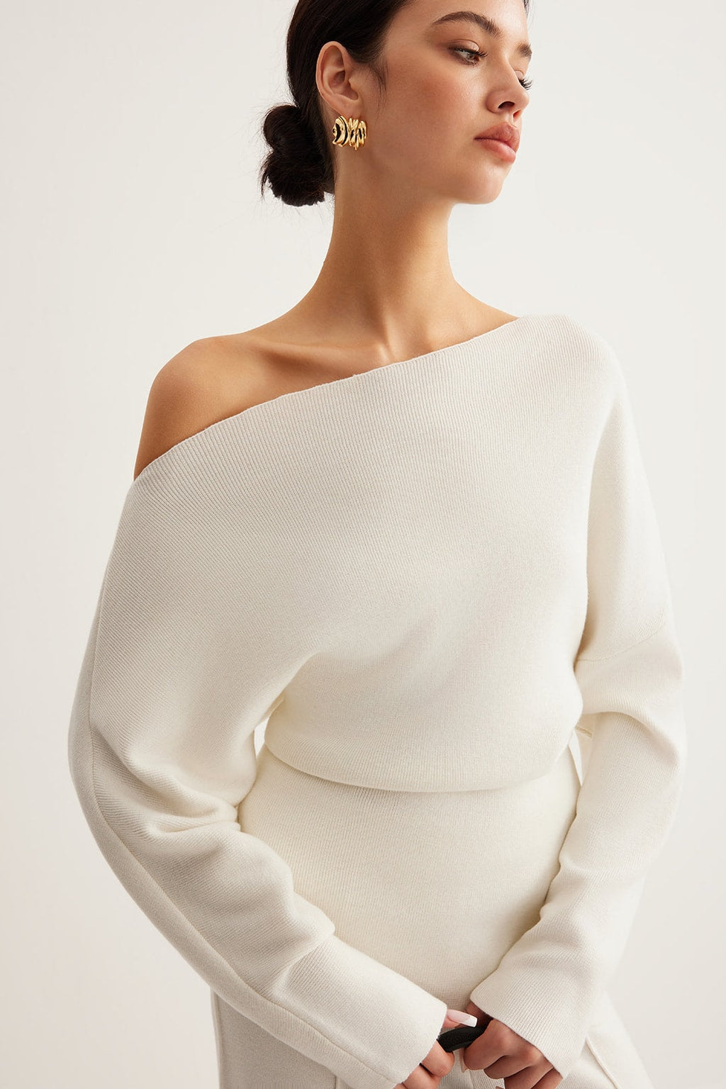 Wool-Blend Knit Top With Asymmetrical Neckline - 2