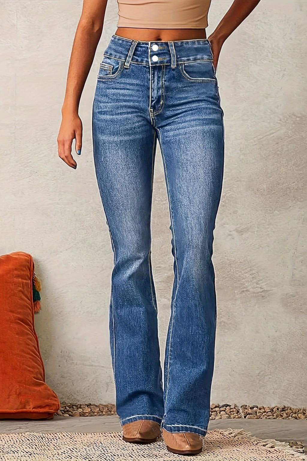 Denim Jeans With High-Waisted Wide Leg - 1