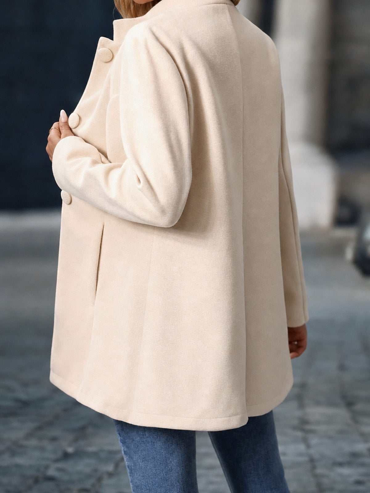 Cozy Women's Stand Collar Coat With Tailored Fit & Pockets - 4