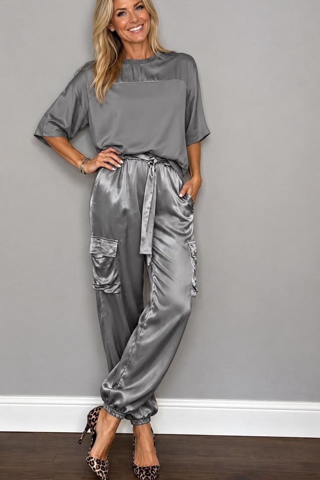 Satin Two-Piece Lounge Set With Relaxed Fit - 5