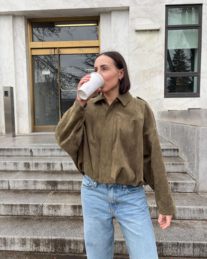 Suede-like cropped jacket with point collar - view 4