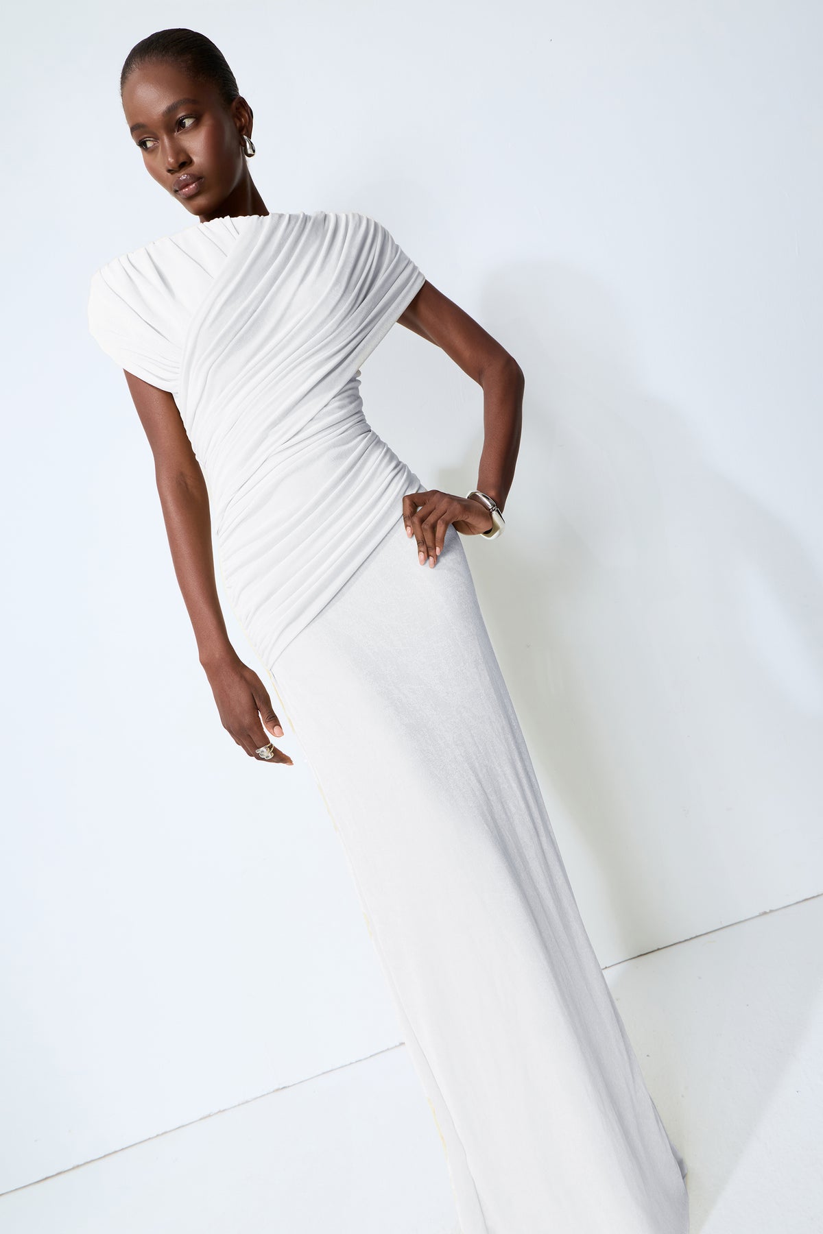 White off-shoulder ruched maxi dress - view 4