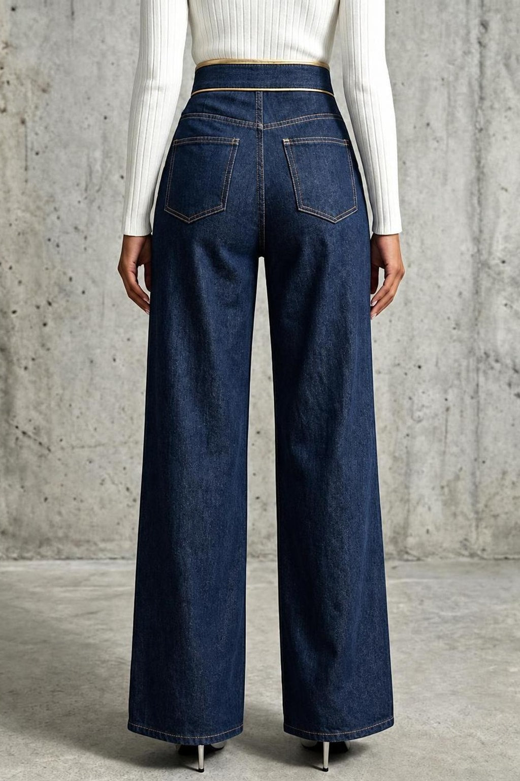 Cotton High-Waisted Wide-Leg Jeans With Gold Piping - 4