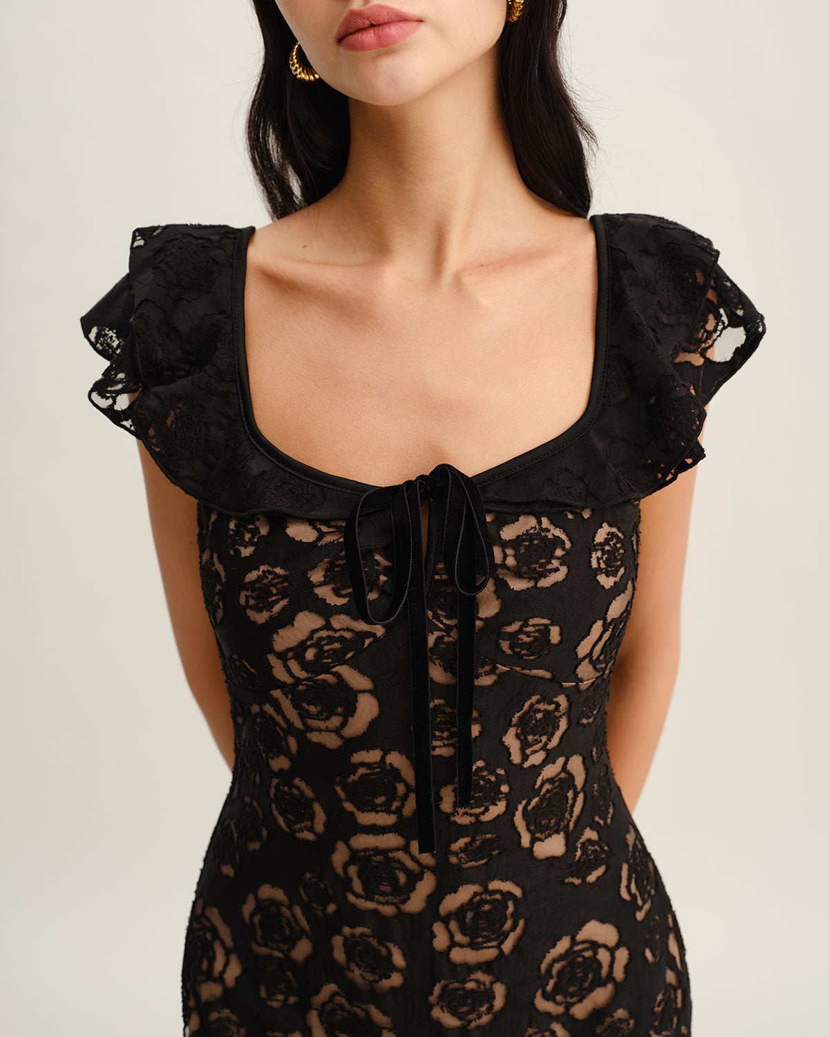Textured Mermaid Midi Dress in Black - view 3