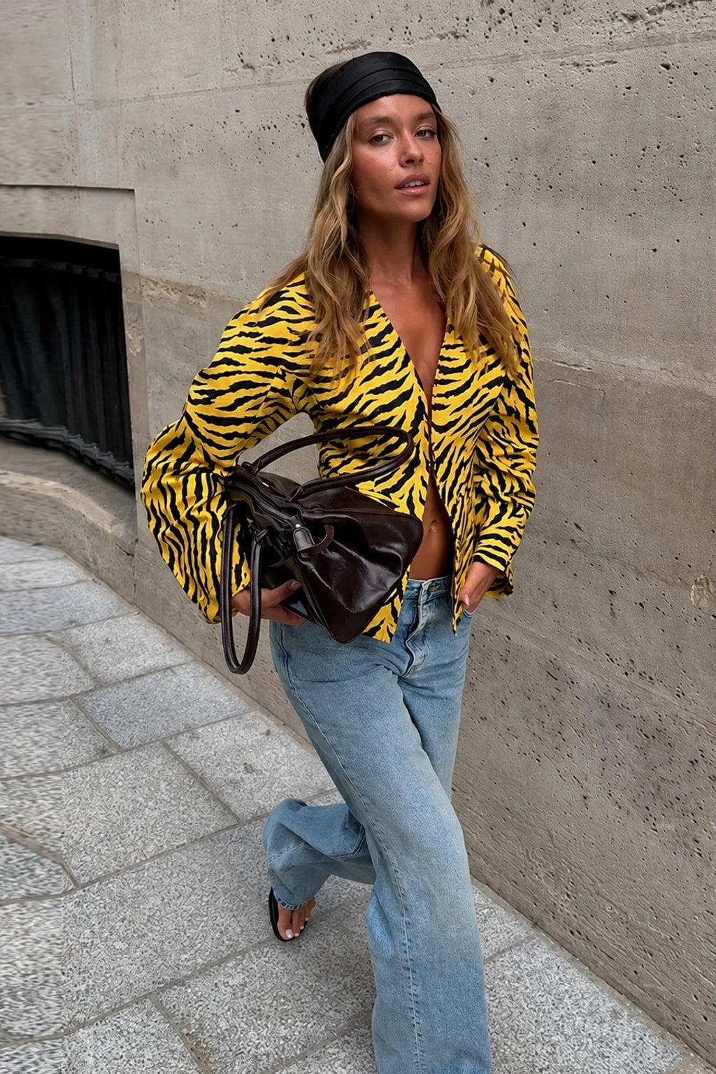 Jacket Cropped Tiger Print Stand Collar - 4