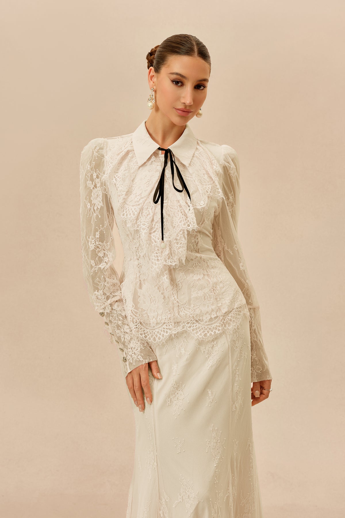 Lace Two-Piece Set With Shirt Collar and Tie Detail - 3