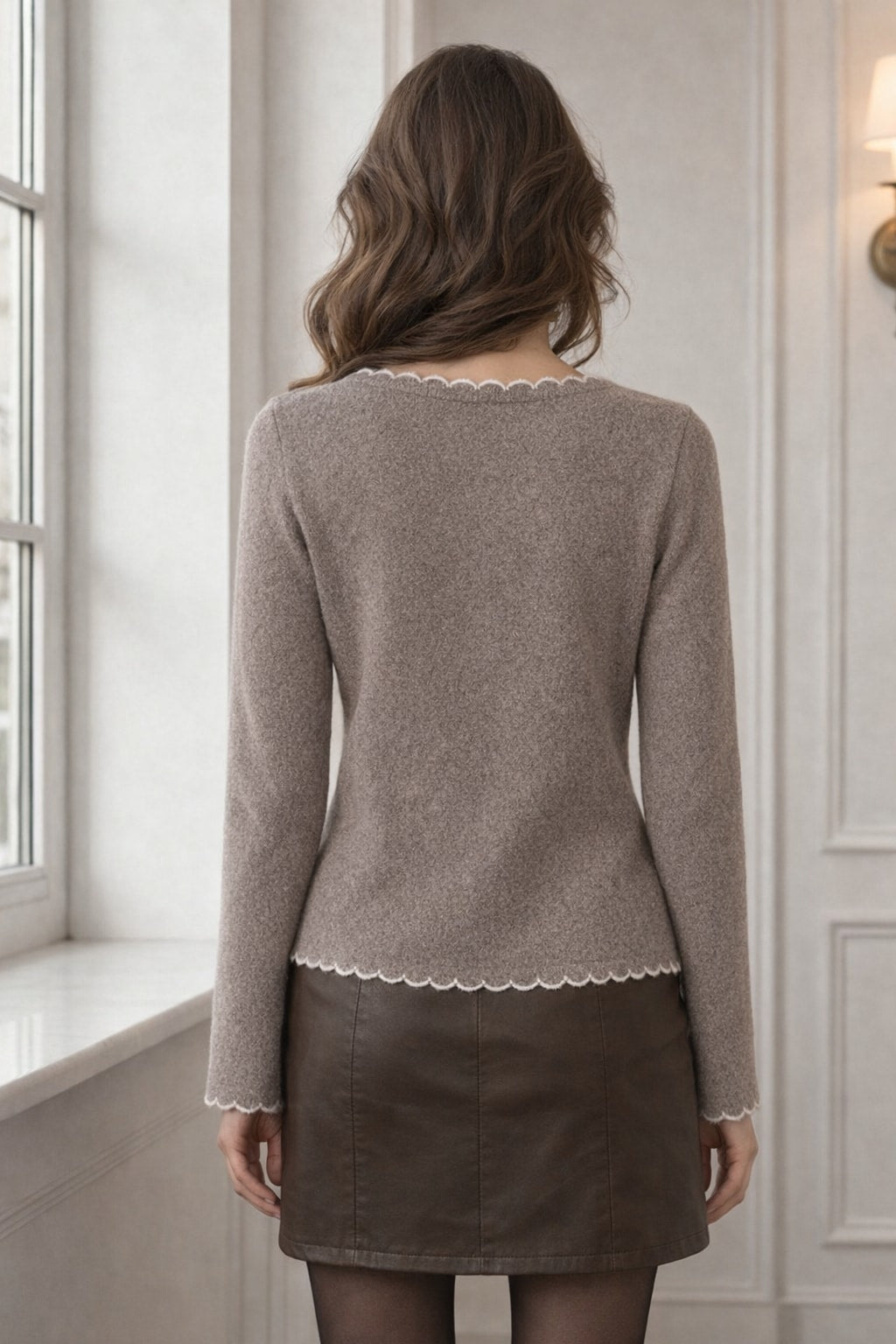 Polyester Knit Cardigan With Contrasting Buttons - 3