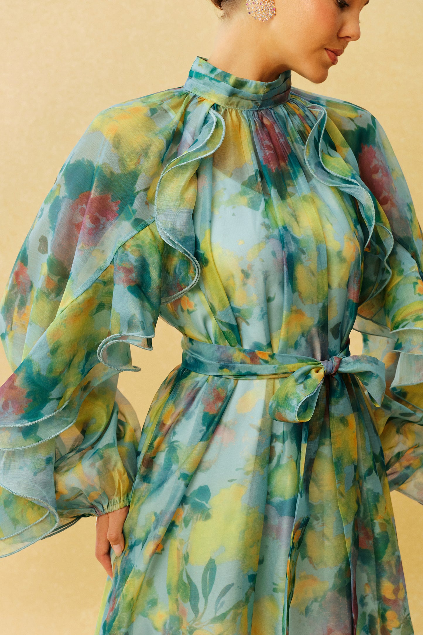 Green ruffle sleeve high neck midi dress - view 3