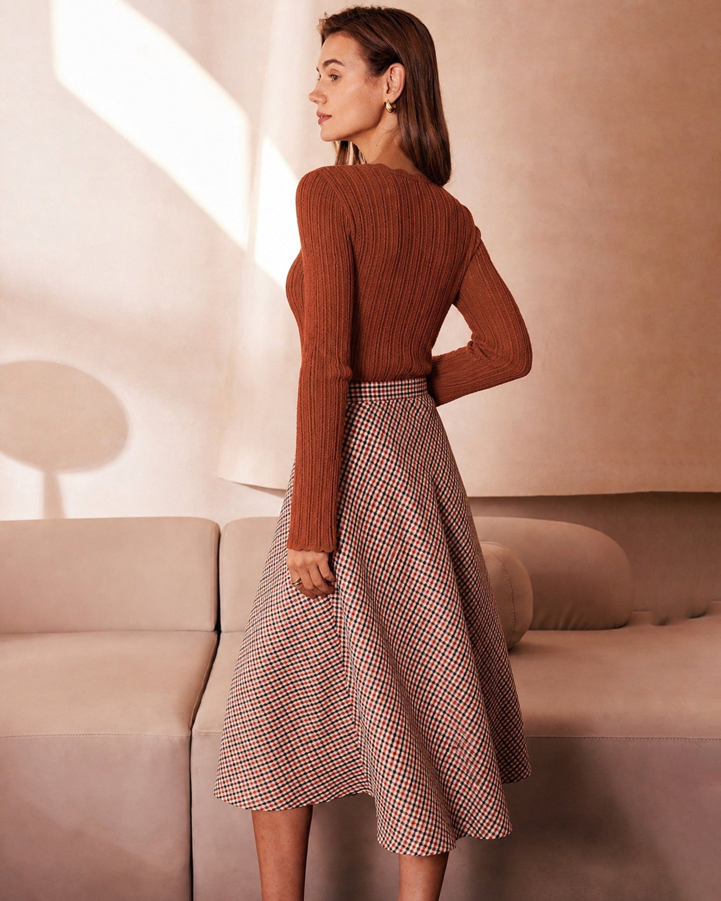 Brown textured knit slim fit sweater - view 5