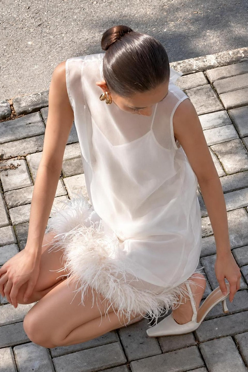 Knit Mini Dress With Feather Trim - 3