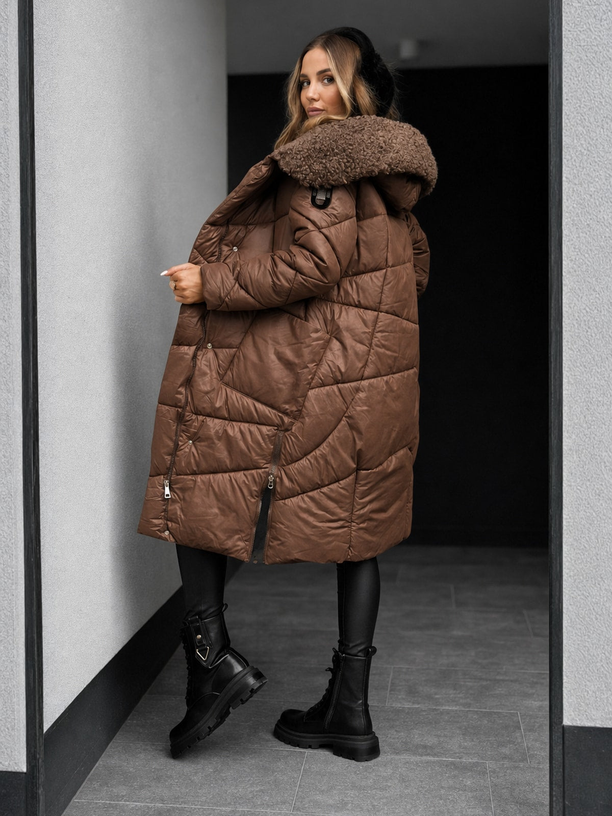 Warm Quilted Hooded Coat With Below Hip Length - 5