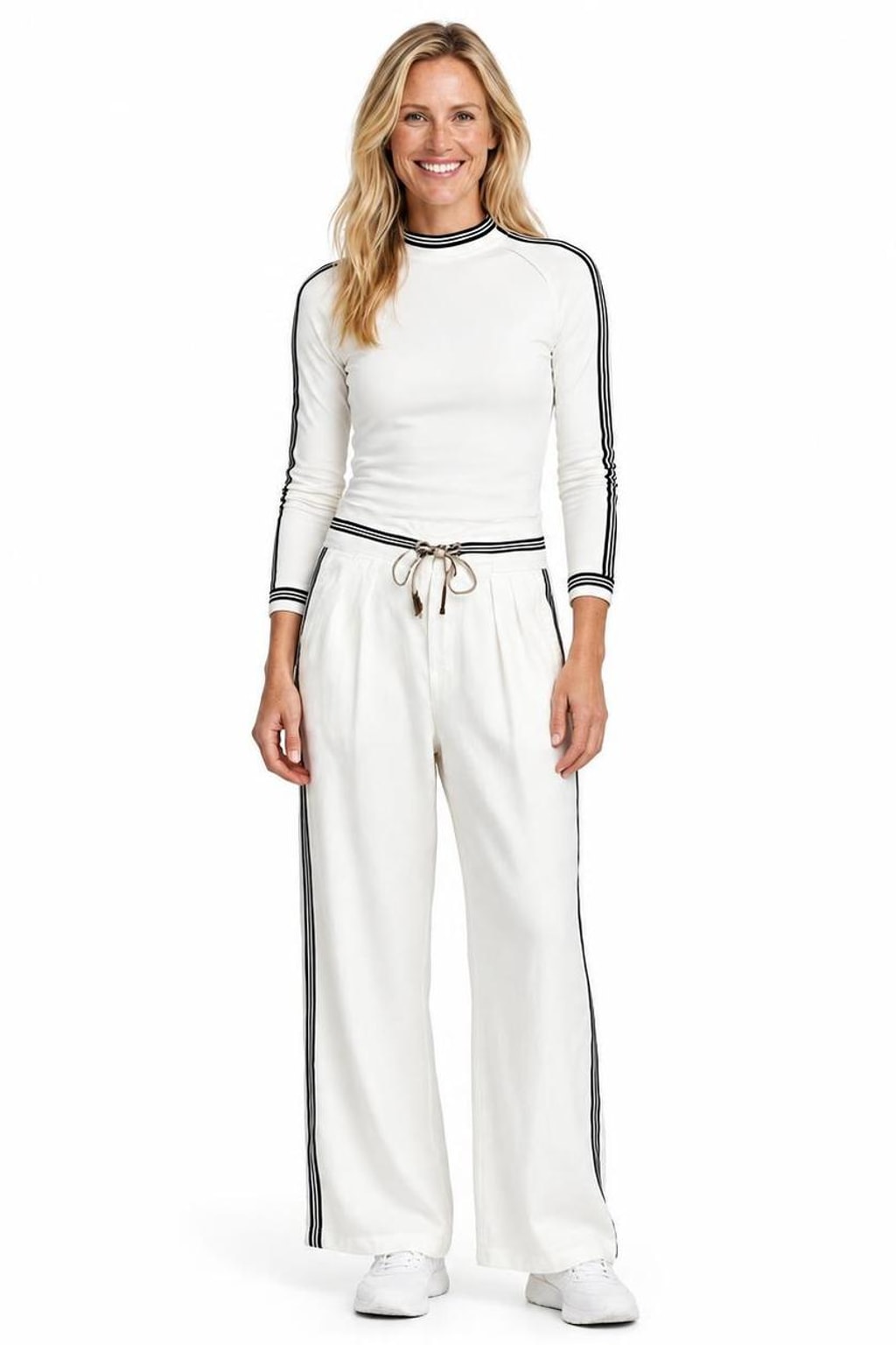 Striped-Trim Two-Piece Set With Wide-Leg Pants - 2