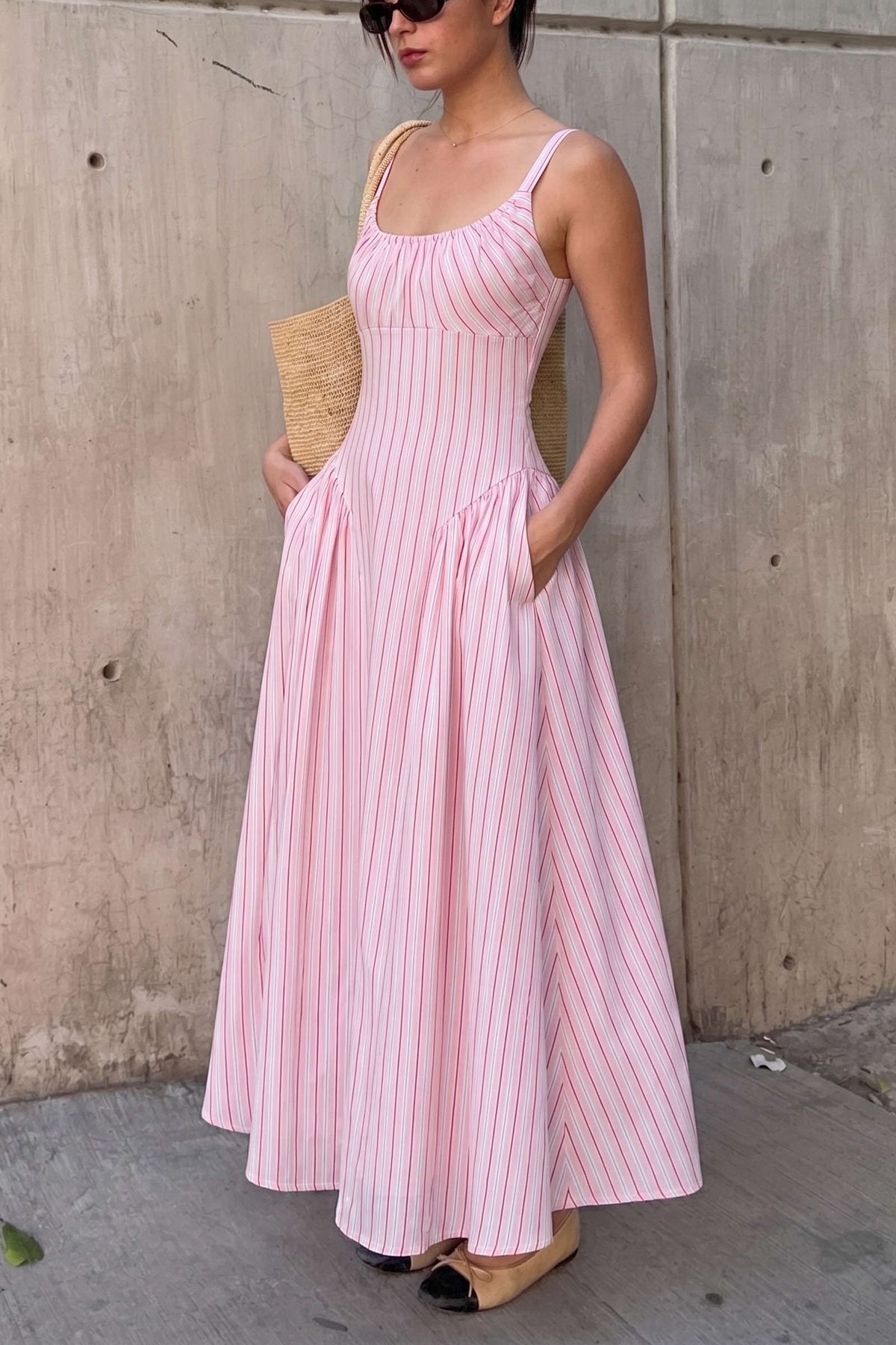 Striped sleeveless maxi dress with side pockets - view 2