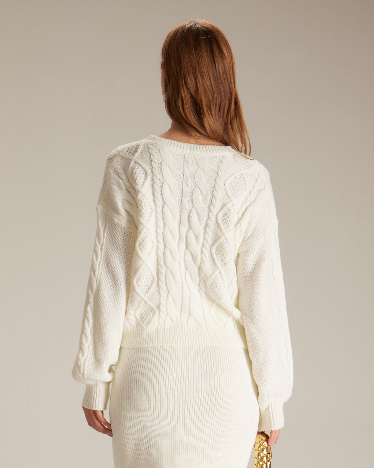 Ribbed Cable Knit Sweater With Round Neck & Long Sleeves - 4