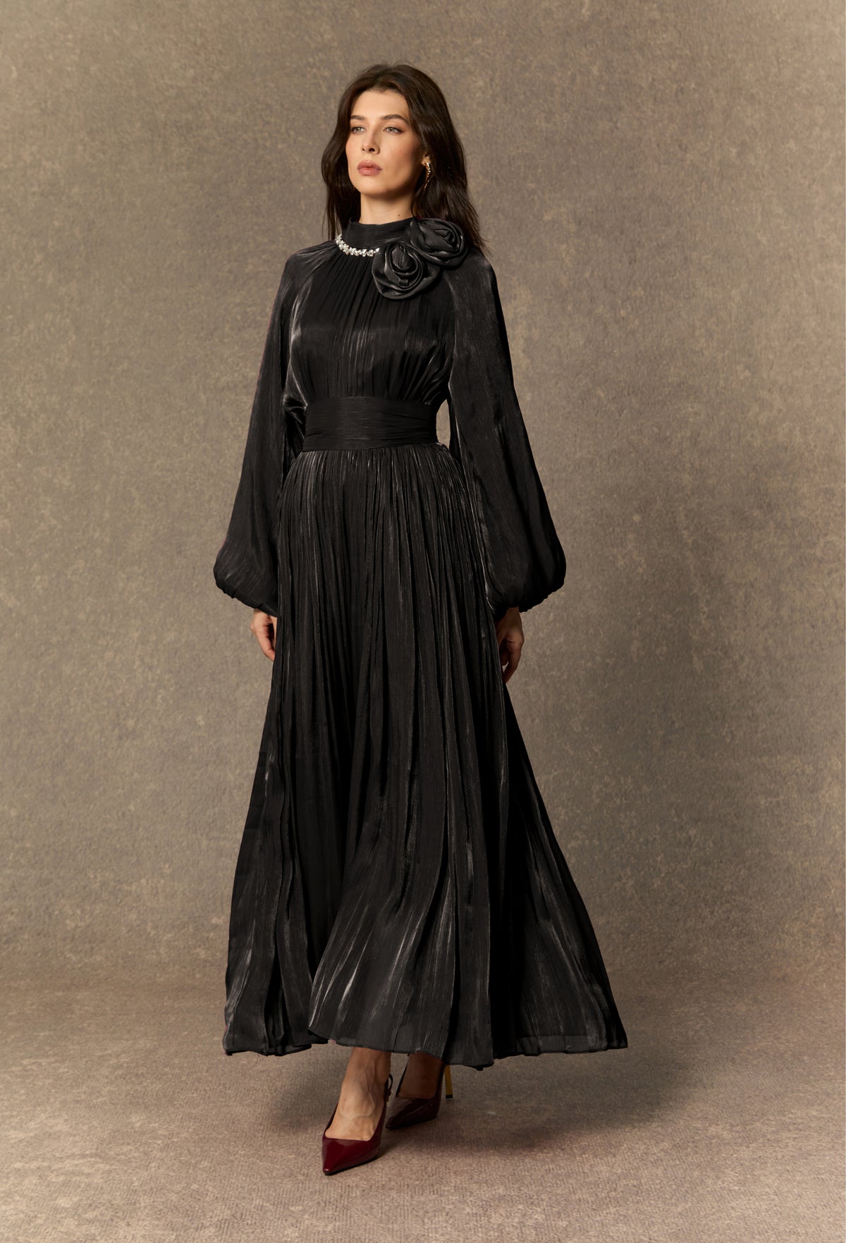 Terylene Maxi Dress With Pearl-Trimmed Collar - 6
