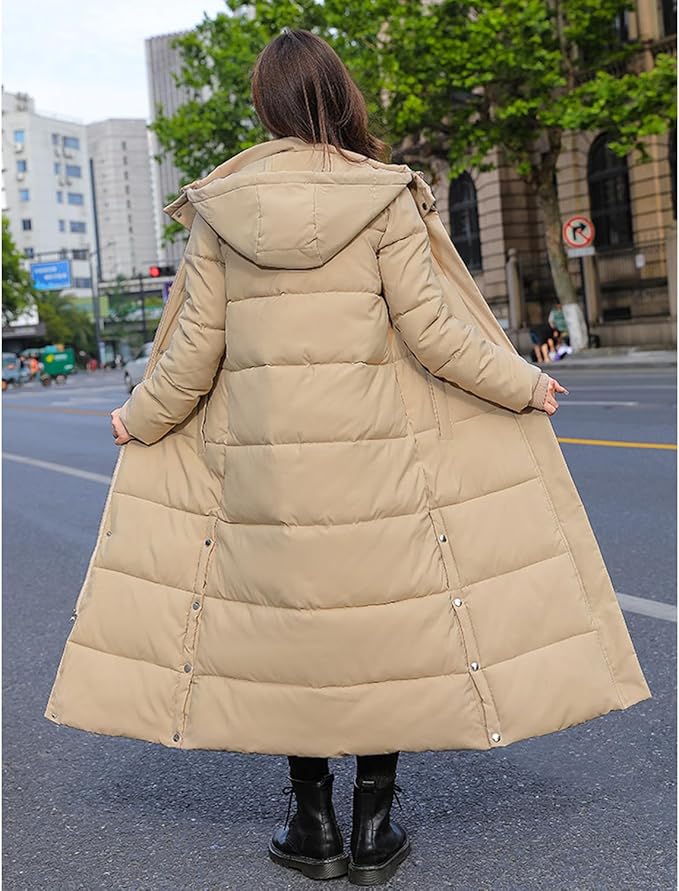 Wool blend winter coat with tailored fit - view 10