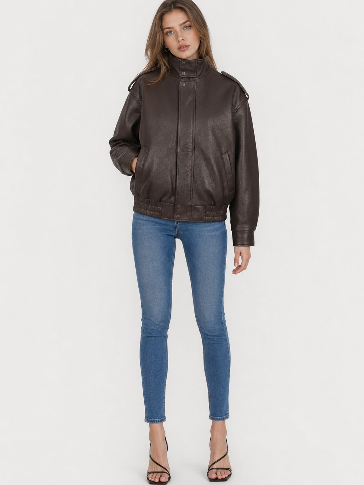 Elegant Leather Jacket With Notch-Lapel Design - 4