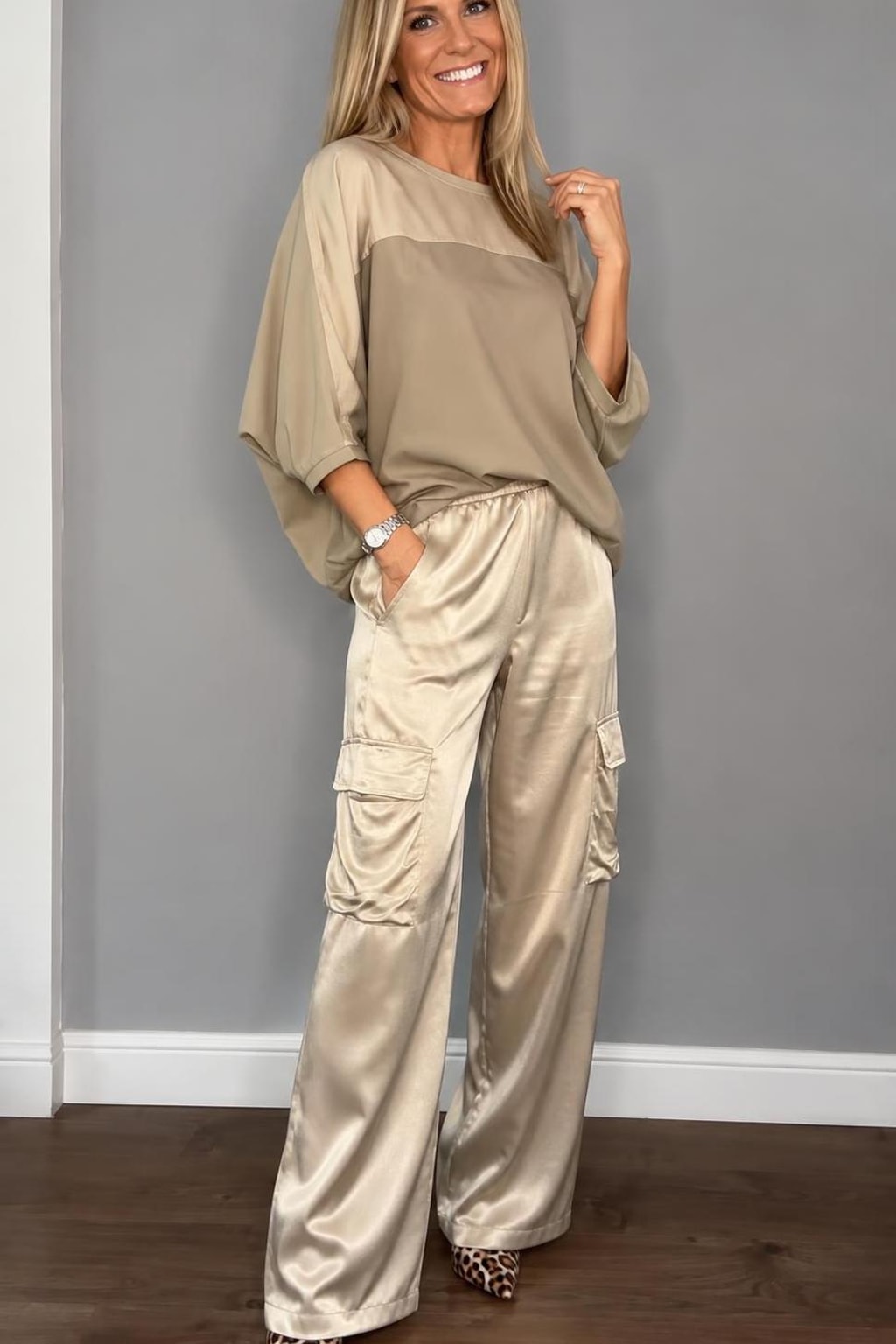 Satin Two-Piece Lounge Set With Relaxed Fit - 4