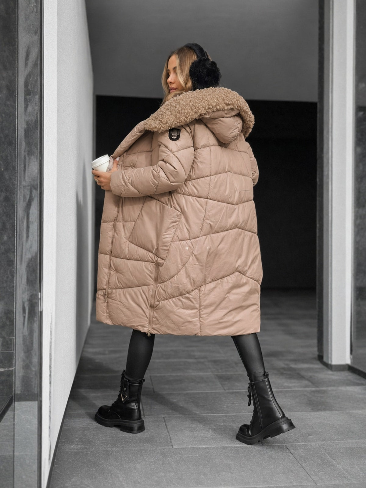 Warm Quilted Hooded Coat With Below Hip Length - 6