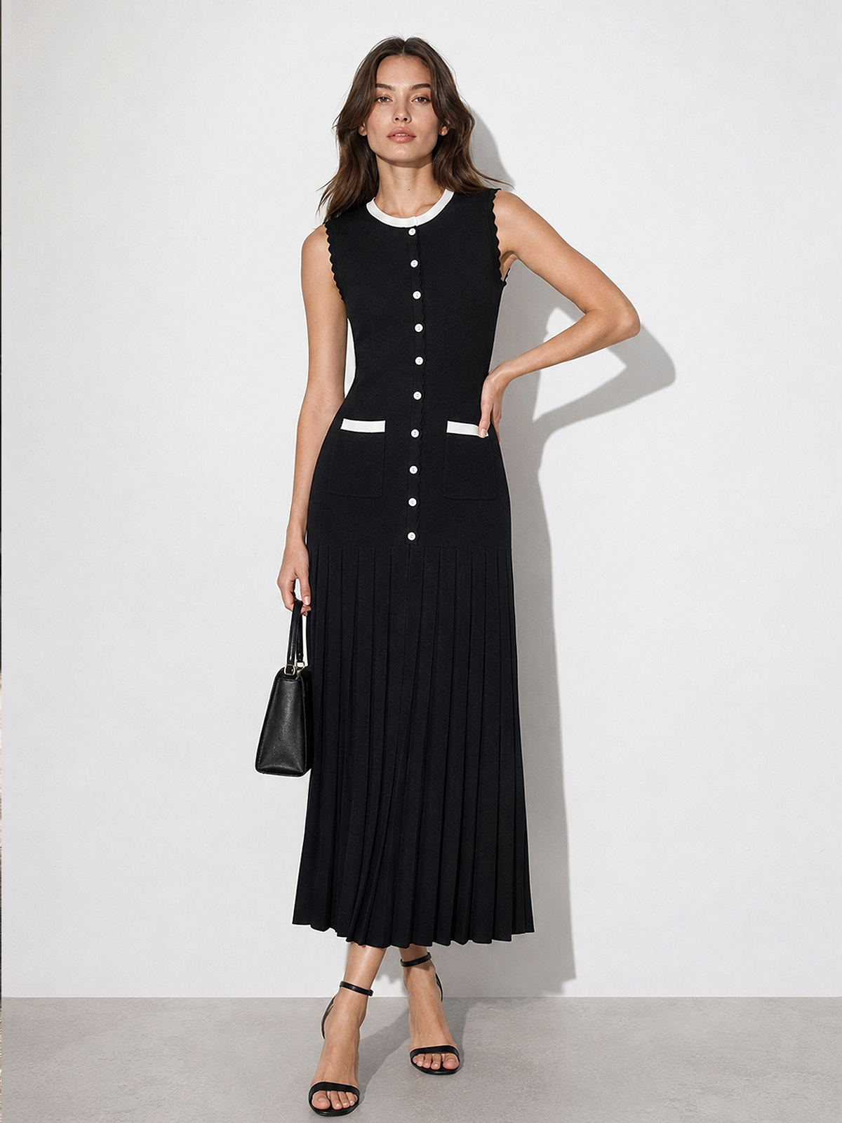 Scalloped Hem Pleated Knit Maxi Dress - view 2