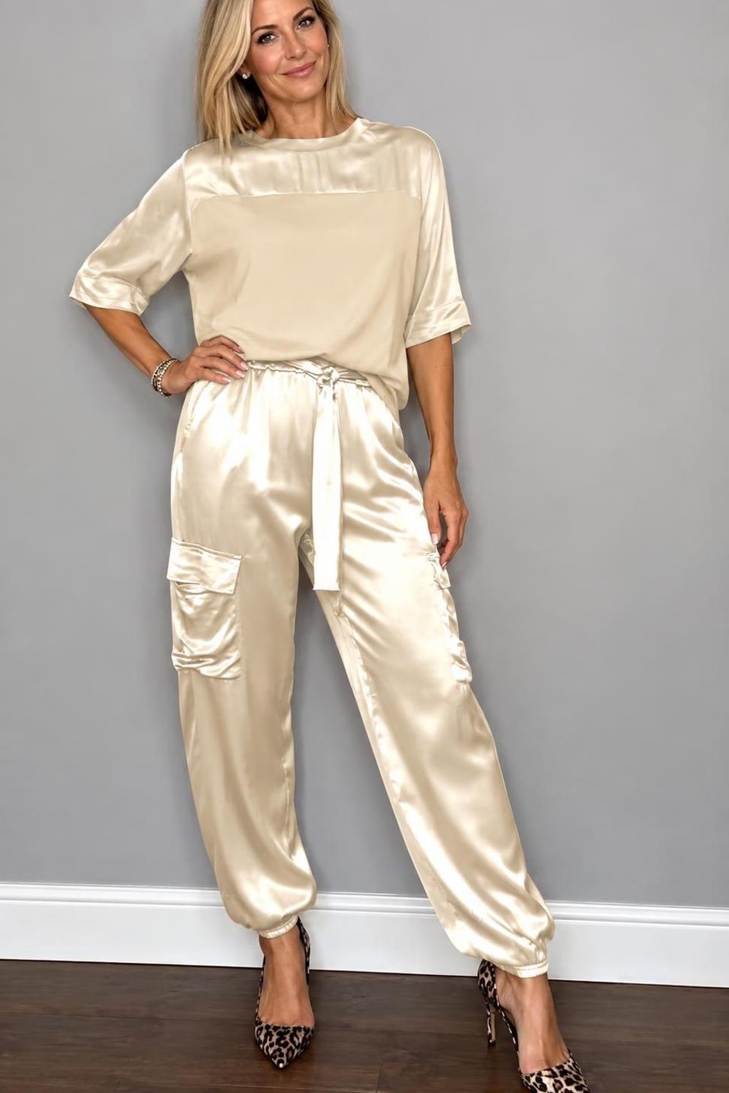 Satin Two-Piece Lounge Set With Relaxed Fit - 8
