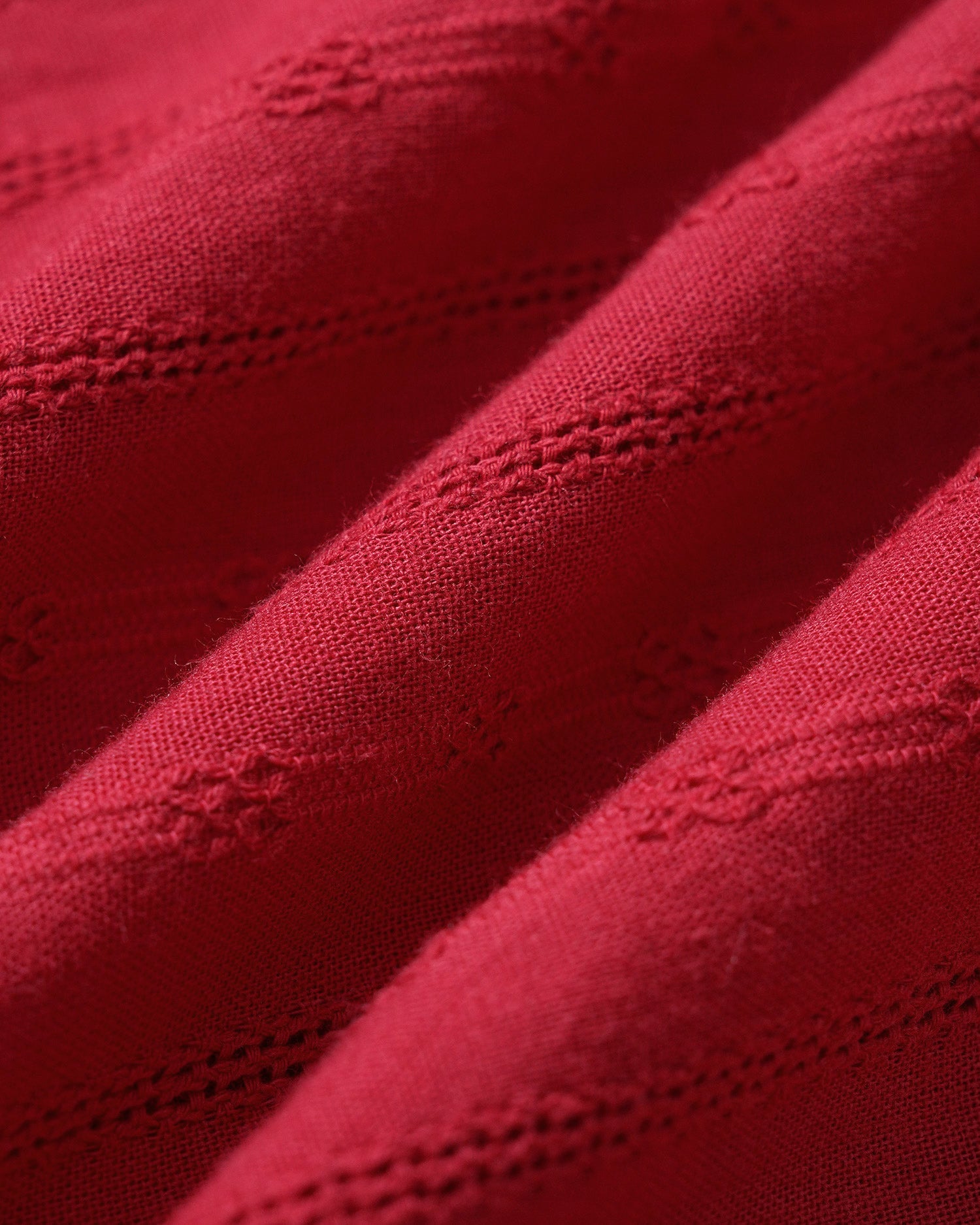 Red V-neck cotton midi dress with side pockets - view 5