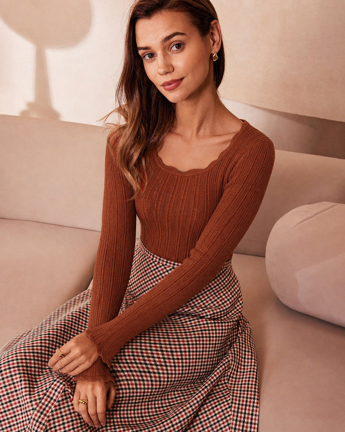 Brown textured knit slim fit sweater - view 3