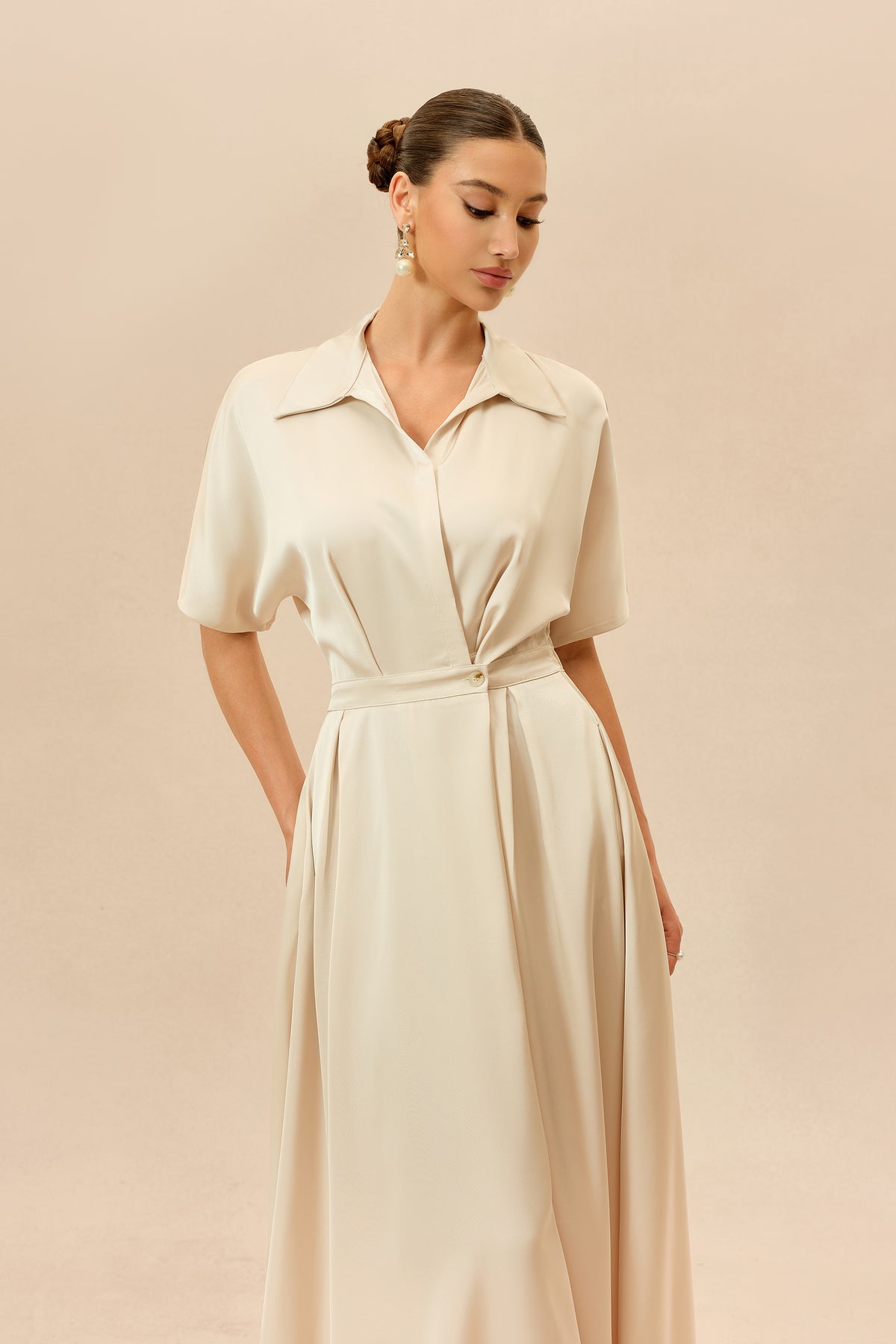 Beige shirt collar maxi dress with twist front - view 3