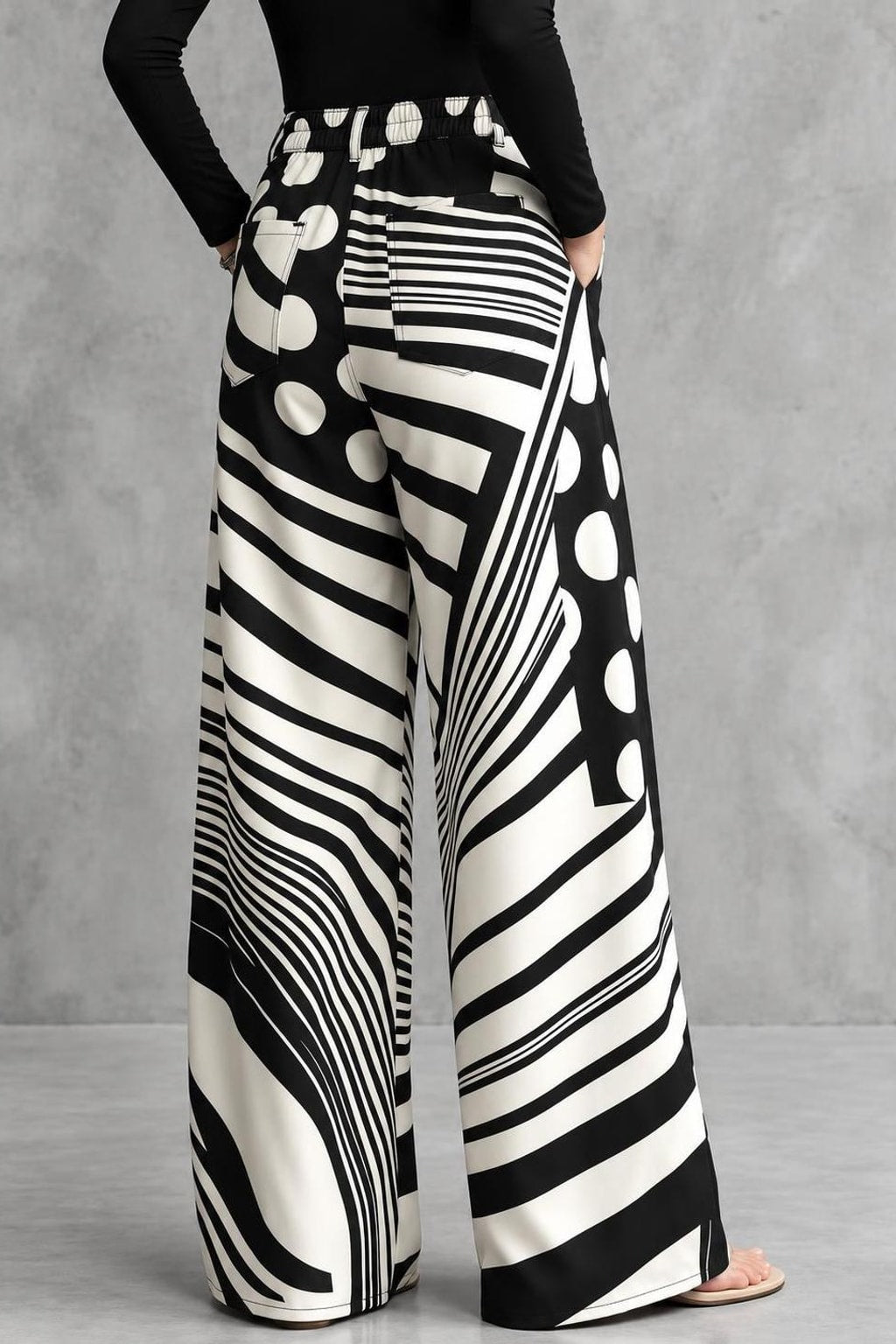 Polyester Wide Leg Trousers In Black And White Polka-Dot - 4