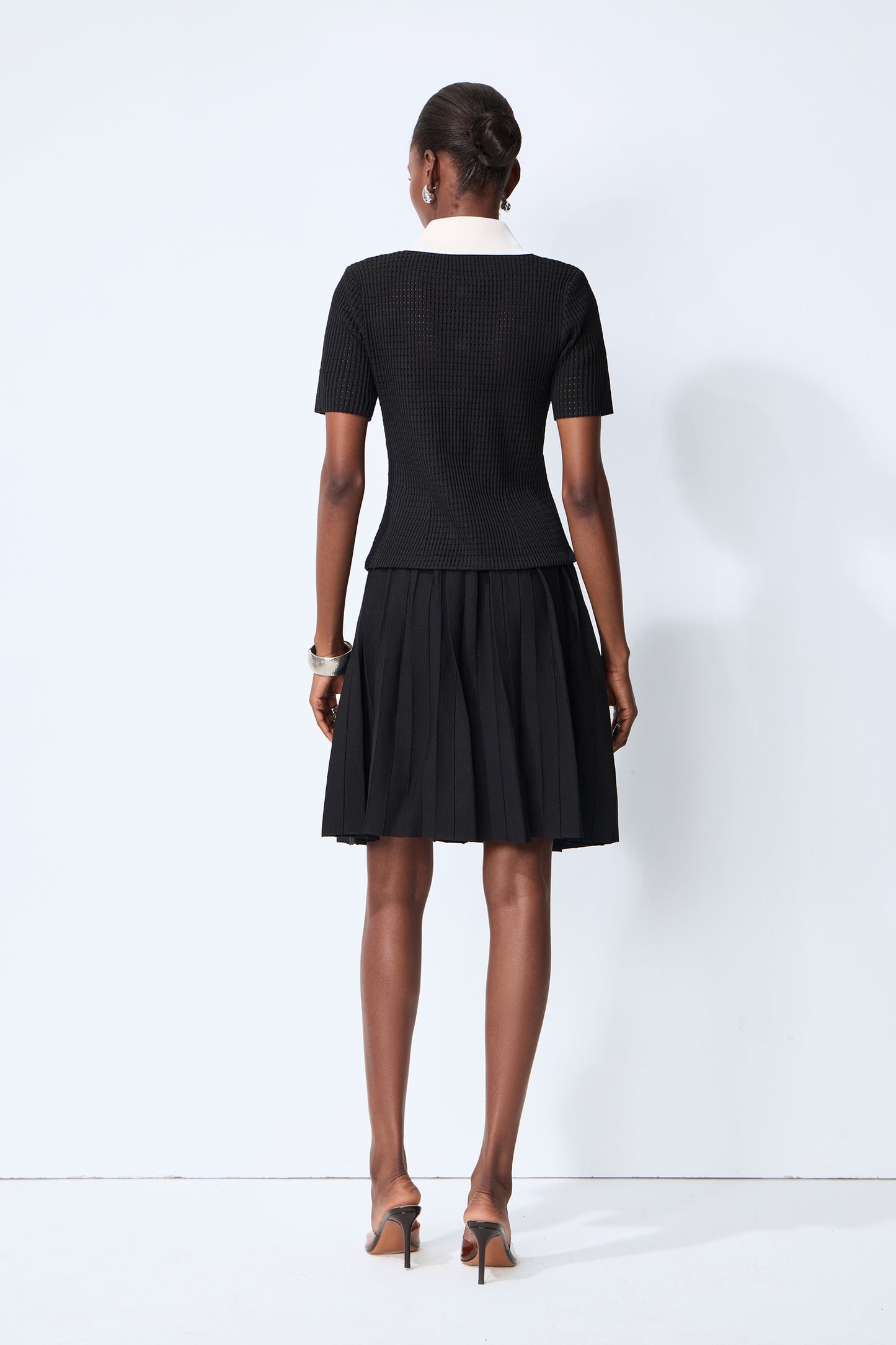 Contrast Collar Knit Top and Pleated Skirt Set - view 4