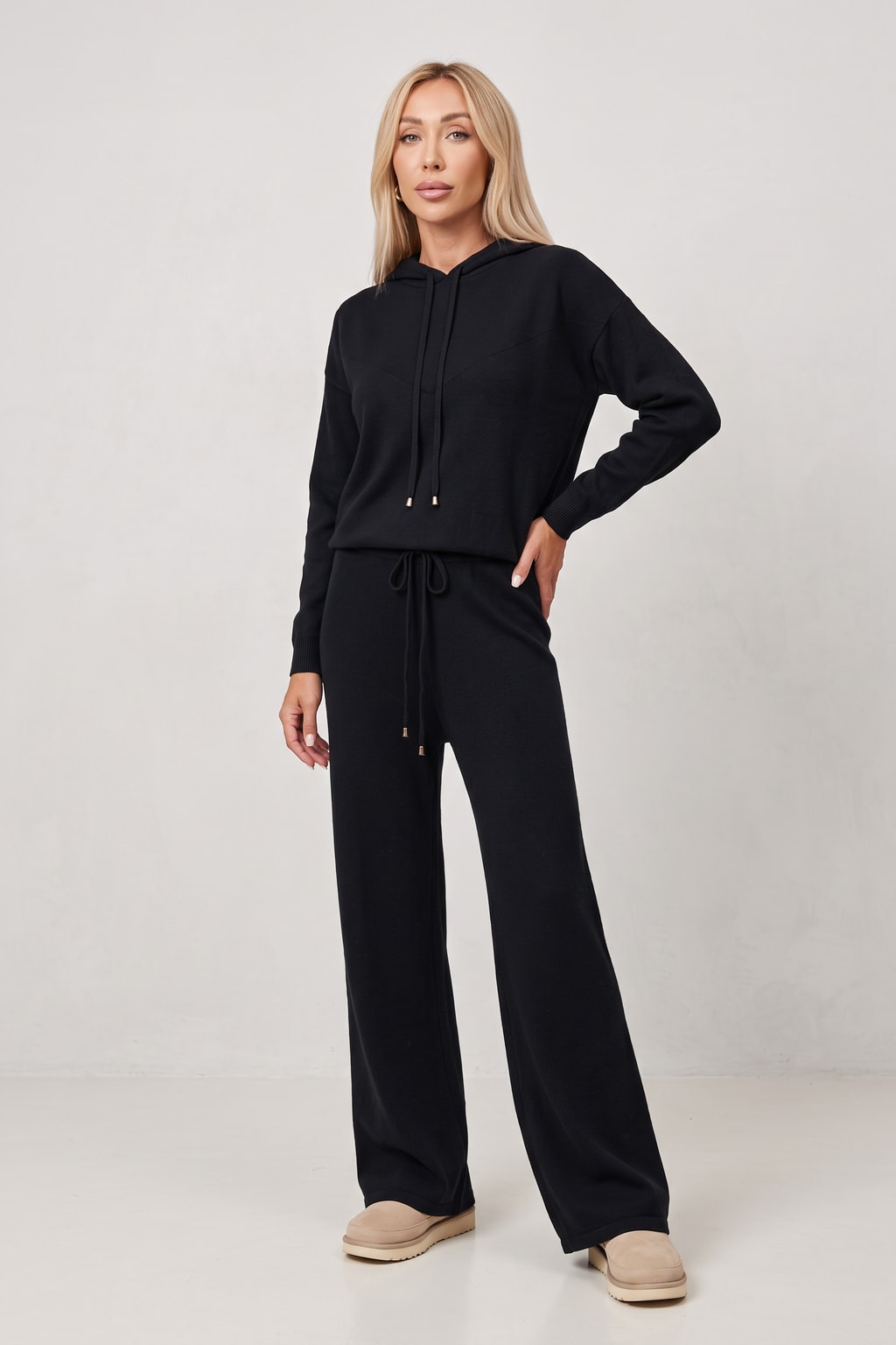 Knit Two Piece Set With Hooded Pullover - 4