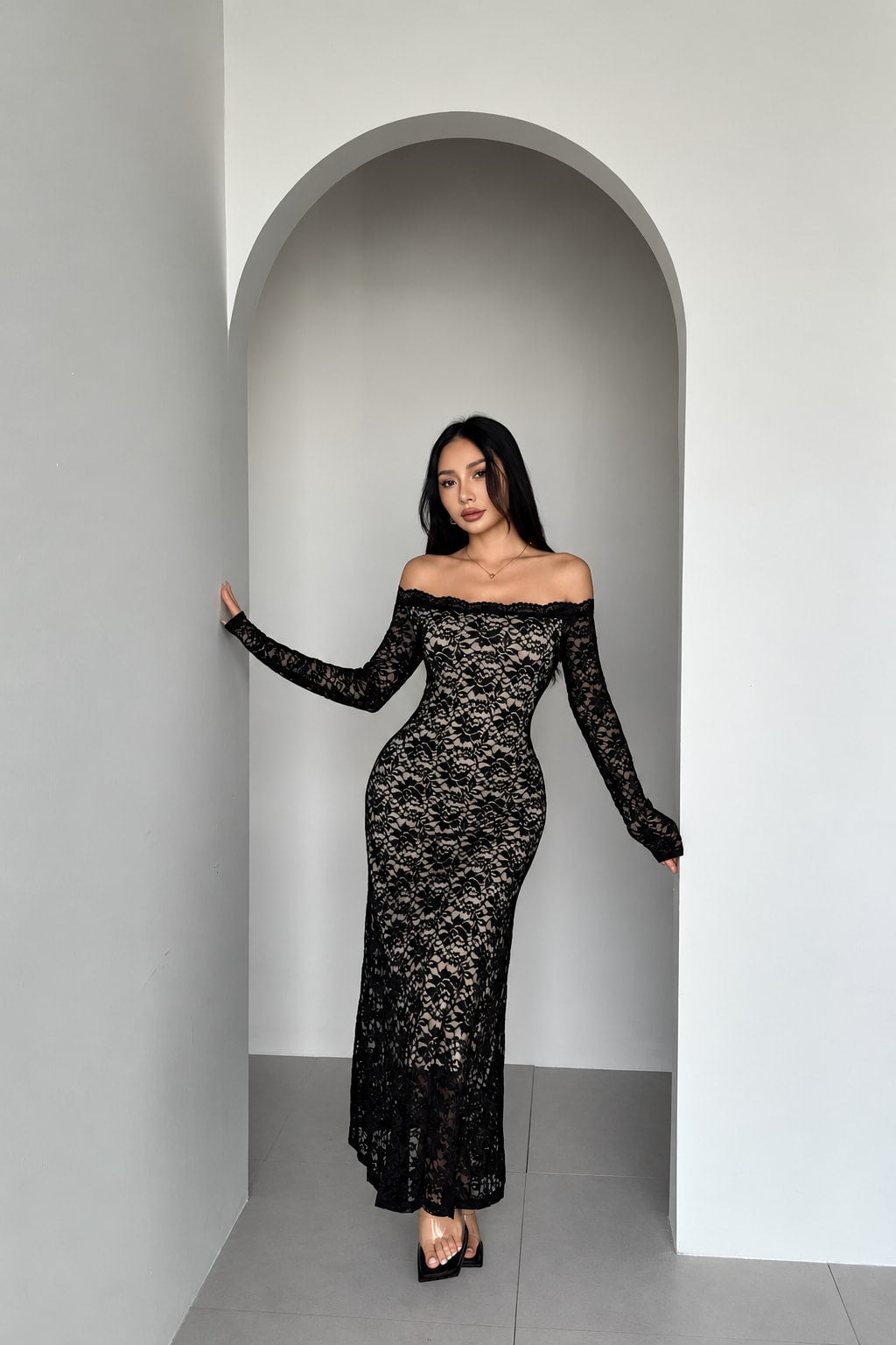 Lace Maxi Dress Off-Shoulder - 4