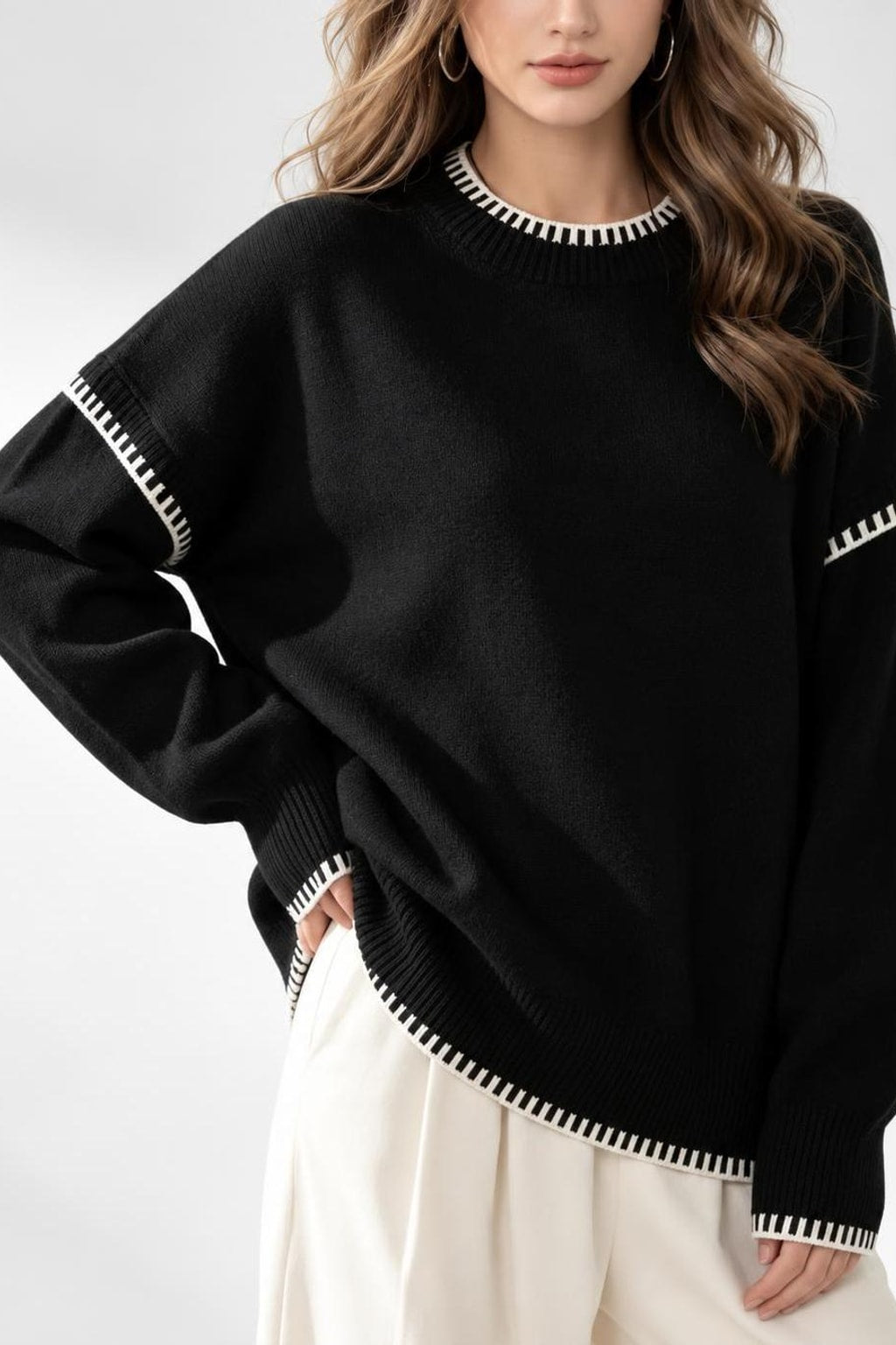 Knit Sweater With Spliced Stitching - 4