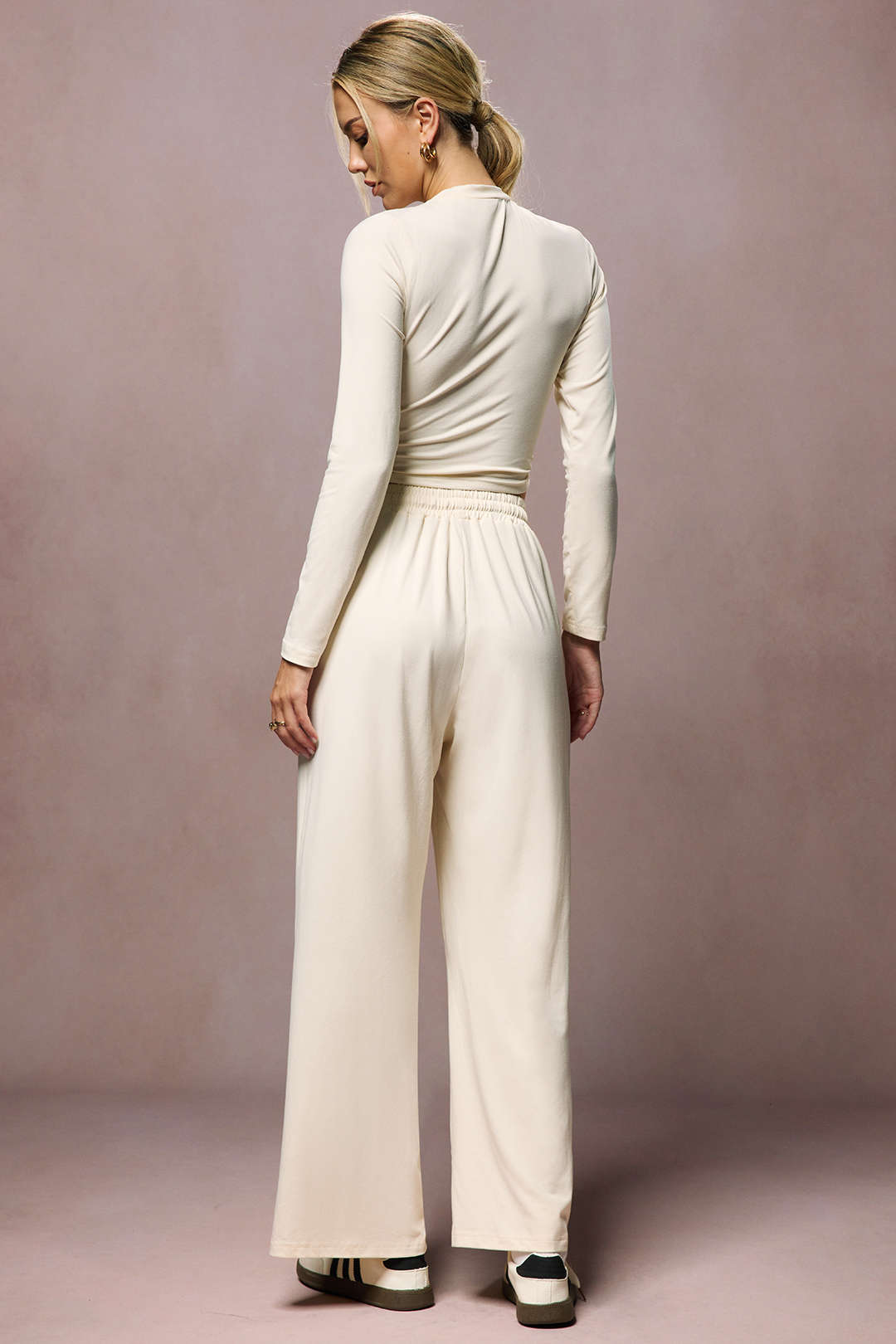 Ruched jersey top and wide-leg trouser set - view 4