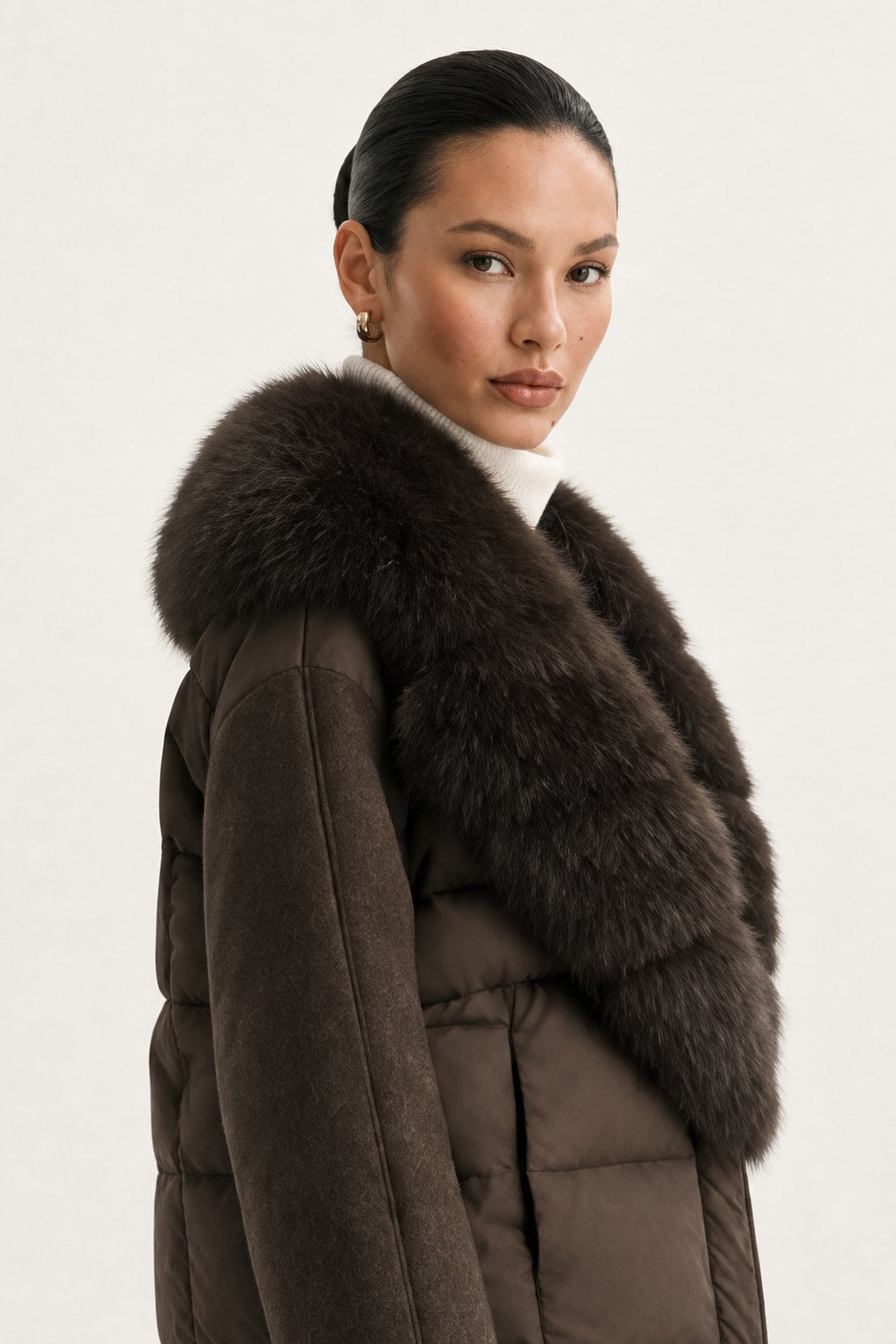 Duck Down Puffer Jacket With Detachable Fur Collar - 3