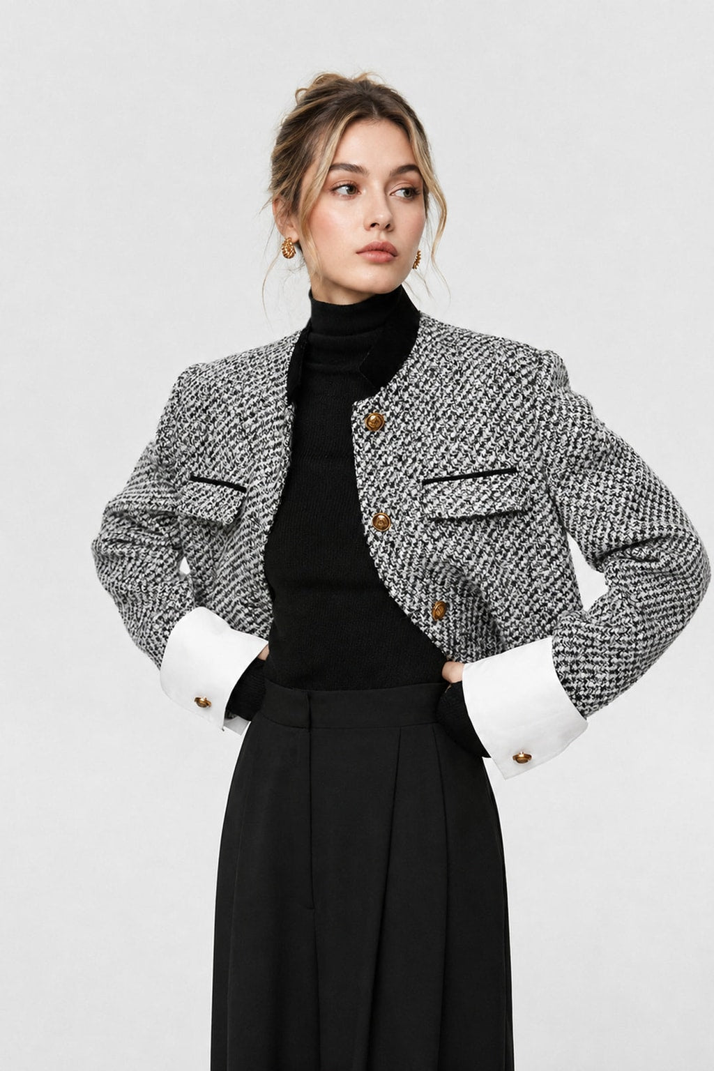 Tweed Bouclé Cropped Blazer in Black - 2