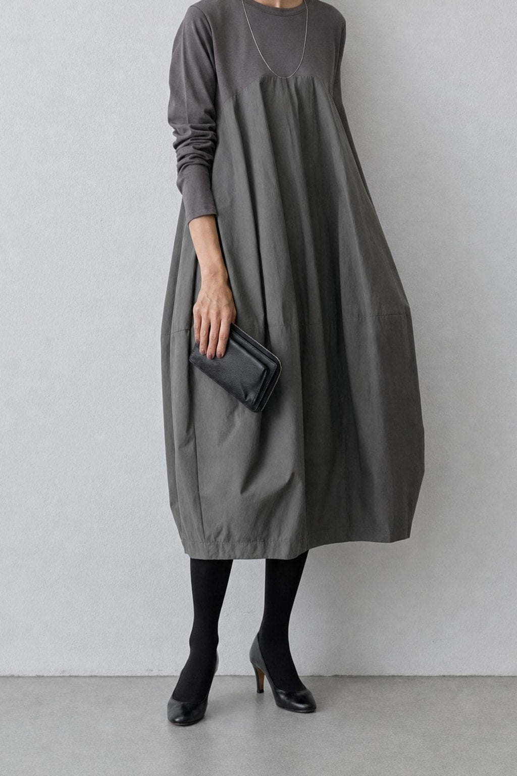 Effortless Cotton-Blend Long-Sleeve Midi Dress with Round Neckline - 2