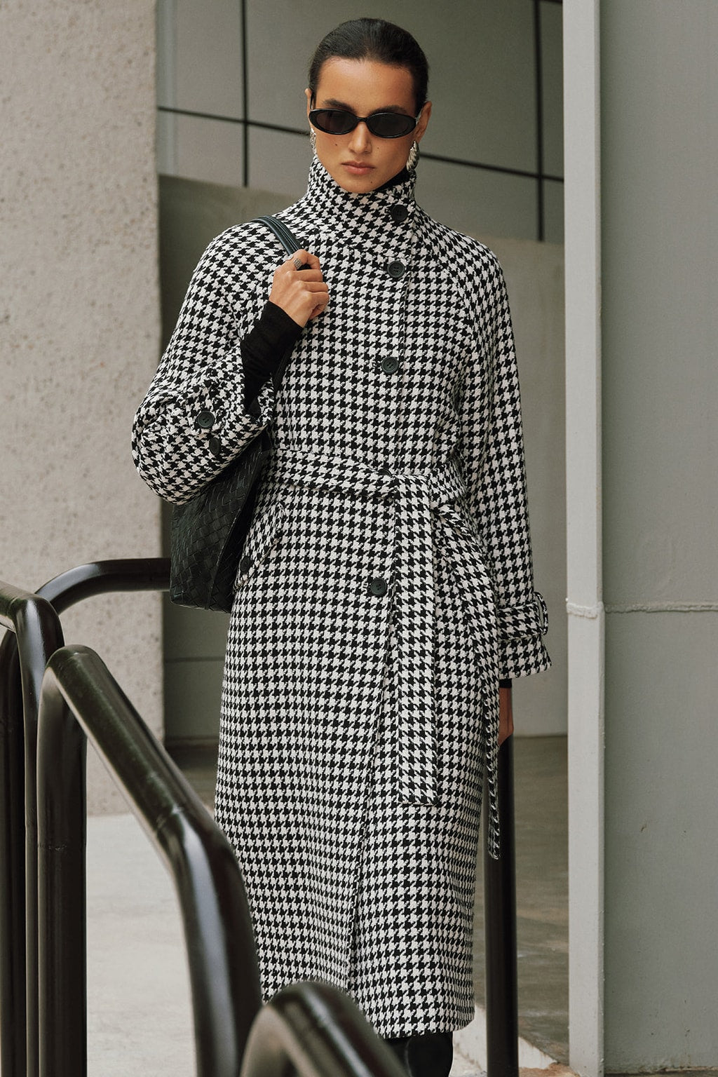 Tweed Houndstooth Belted Long Trench Coat - 4