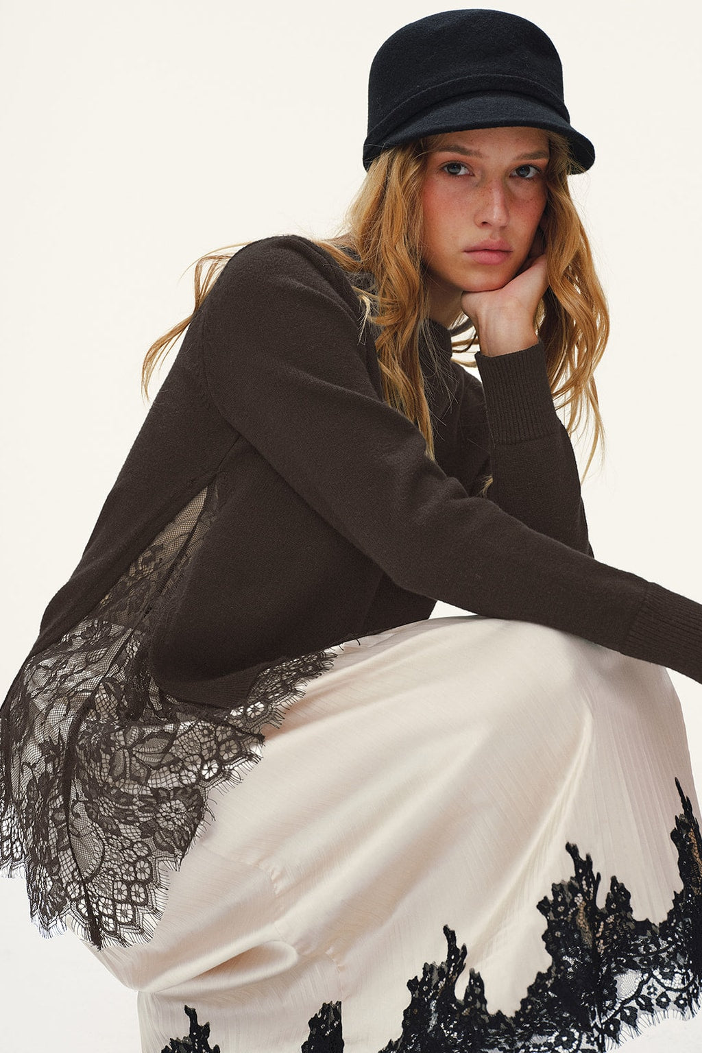 Knit Lace-Panel Sweater With Relaxed Fit - 7