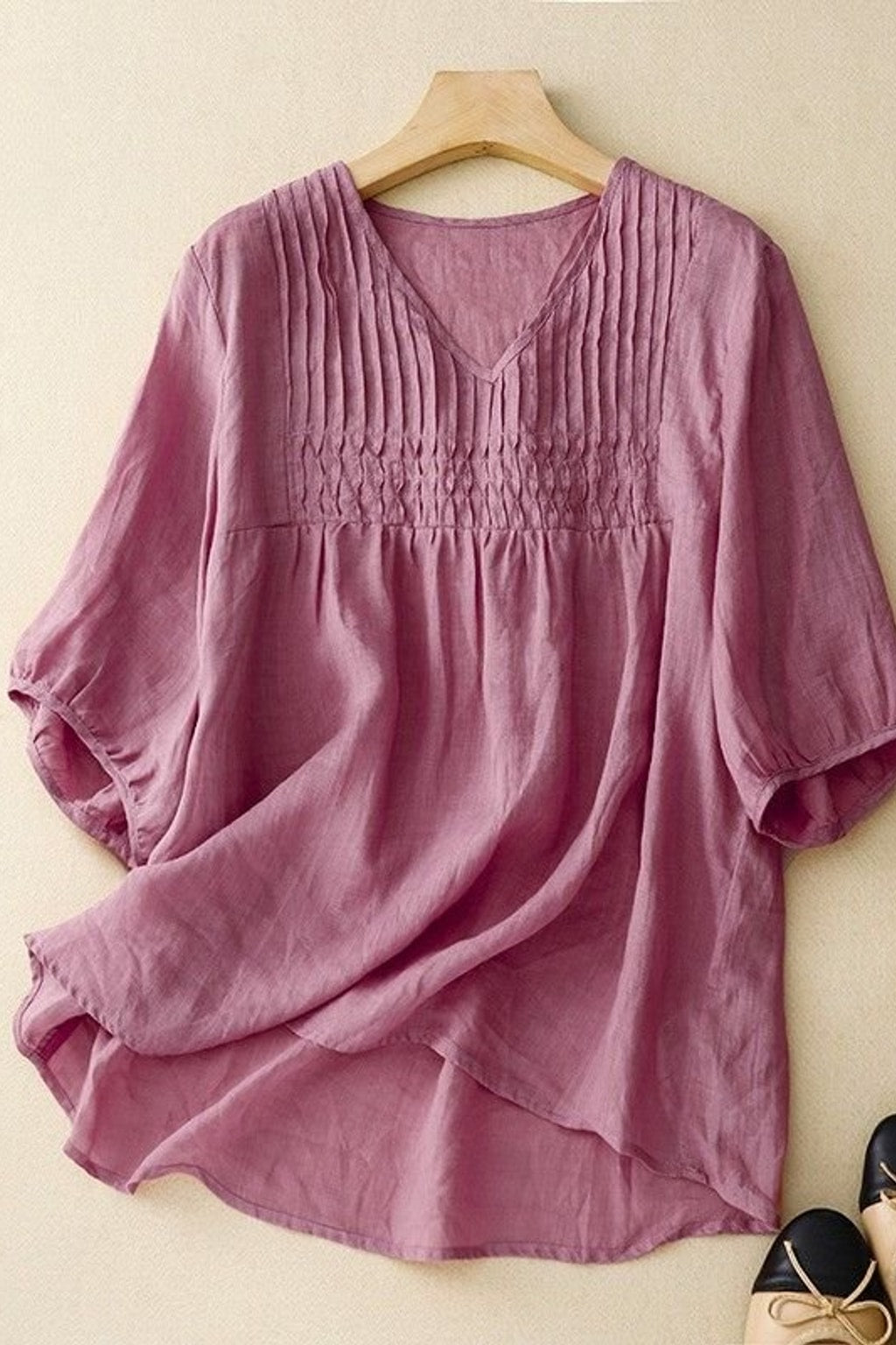 Effortless Cotton Linen Blouse With Smocked High-Low Hem - 8
