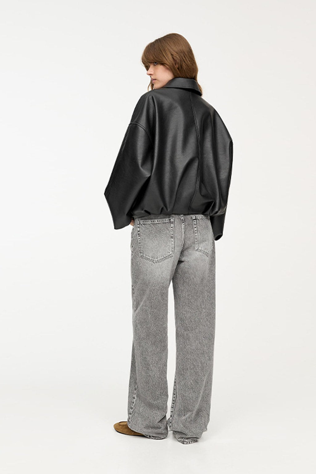 Effortless Leather Jacket with Oversized Belted Fit - 7