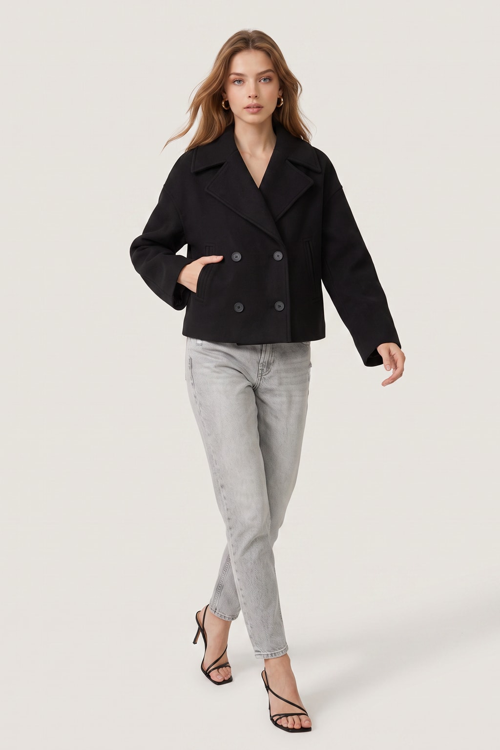 Elegant Cropped Blazer with Pointed Lapels and Double Breasted Closure - 8