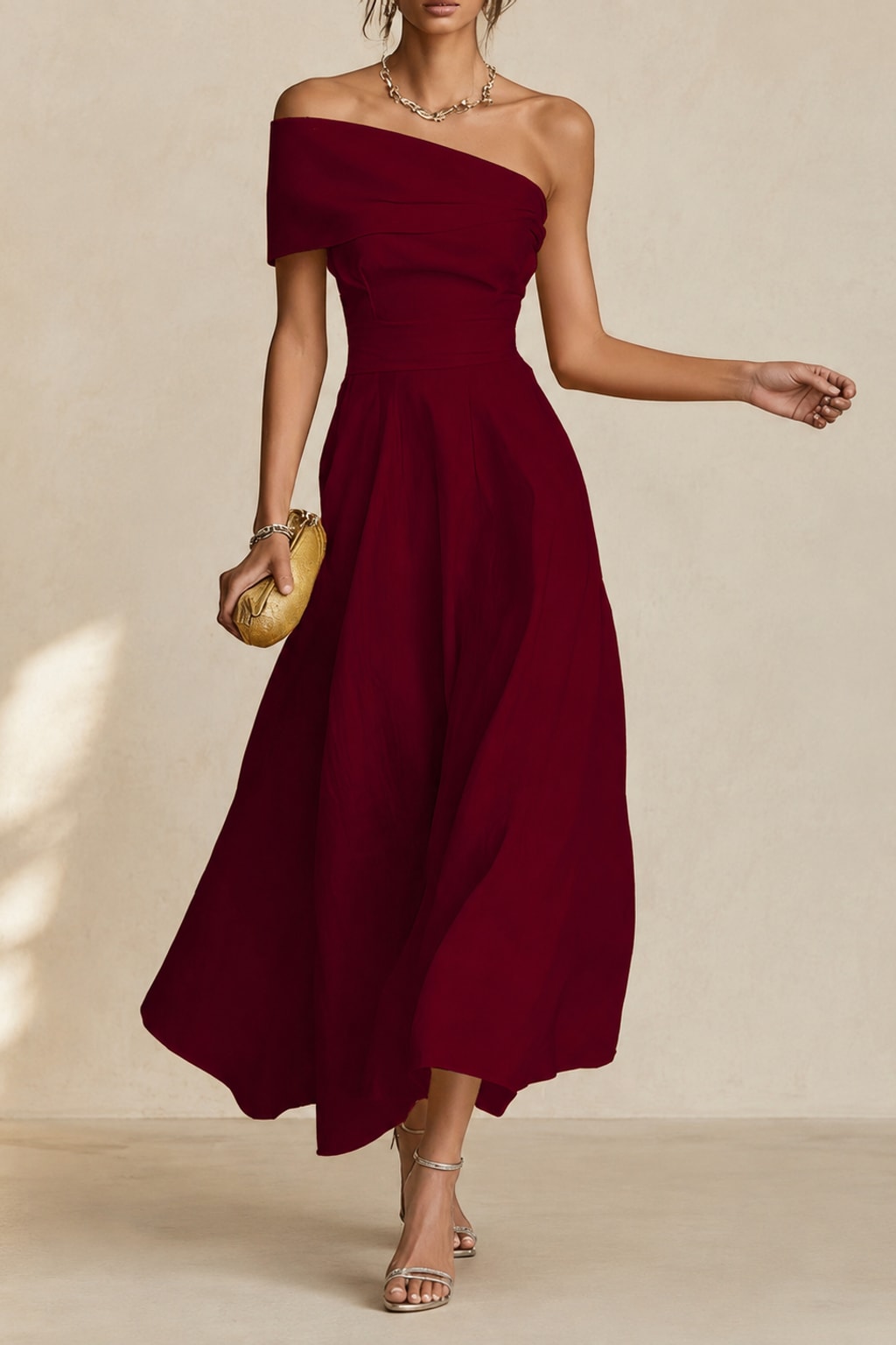 Lightweight Flowy Maxi Dress With Round Neckline - 2