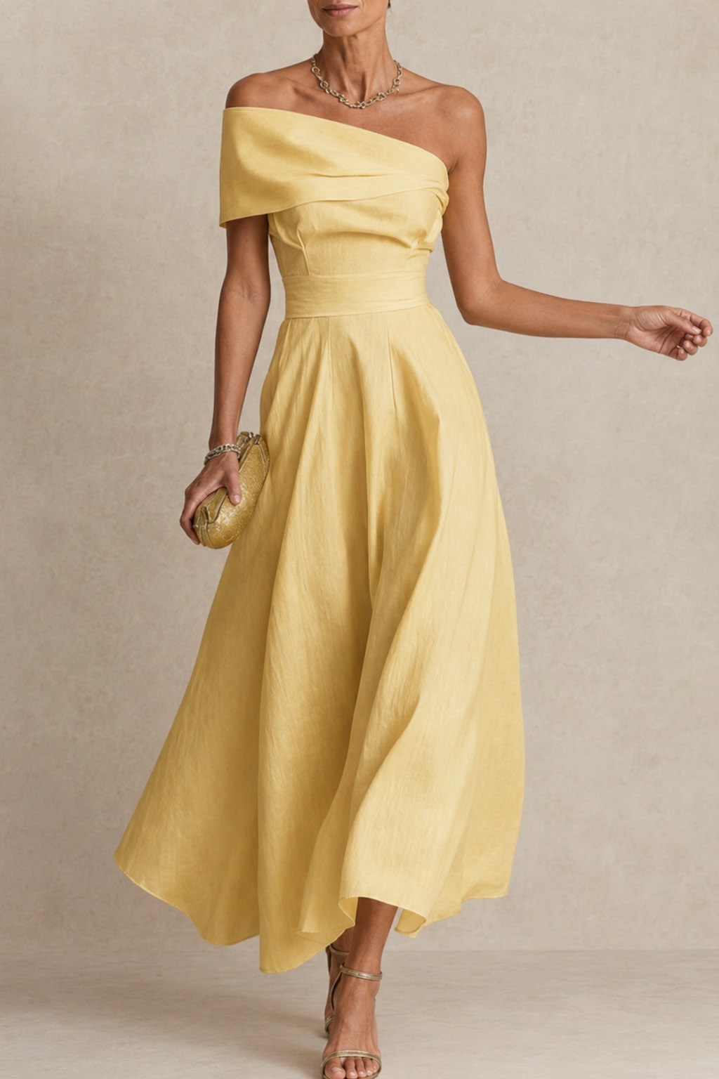 Lightweight Flowy Maxi Dress With Round Neckline - 4