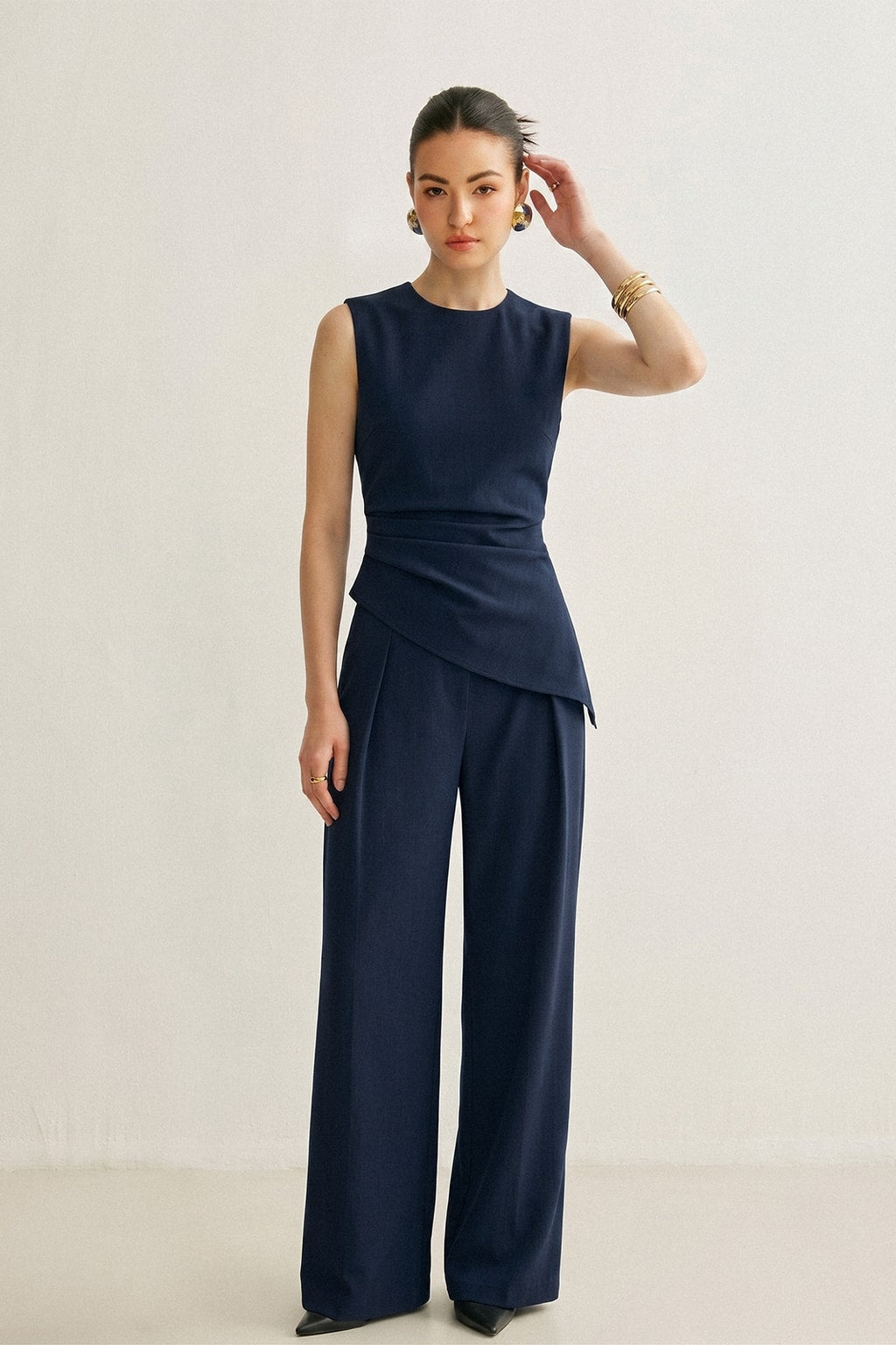 Woven Asymmetric Top & Pleated Pants Set - 8
